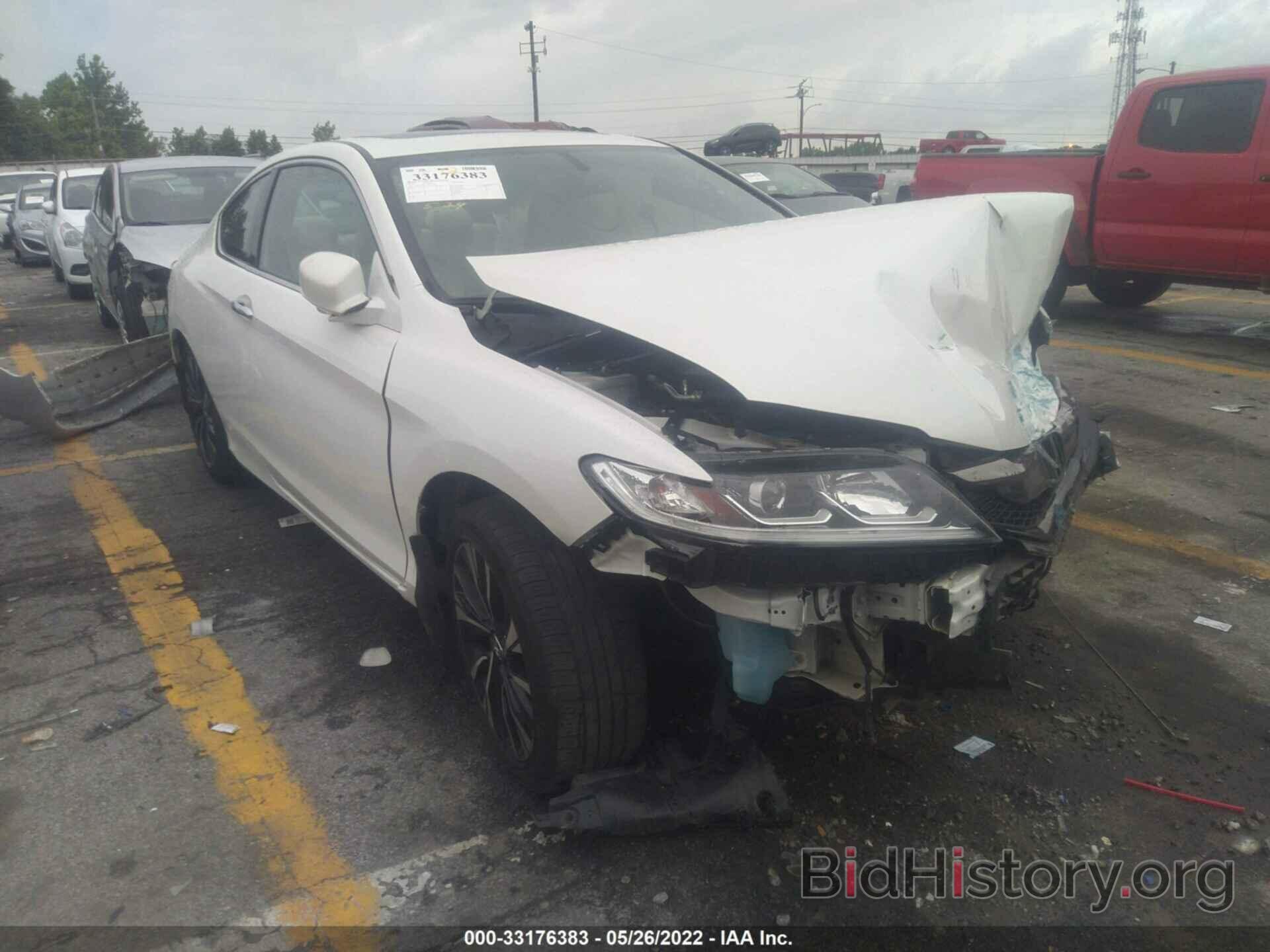 Photo 1HGCT2B83HA001279 - HONDA ACCORD COUPE 2017