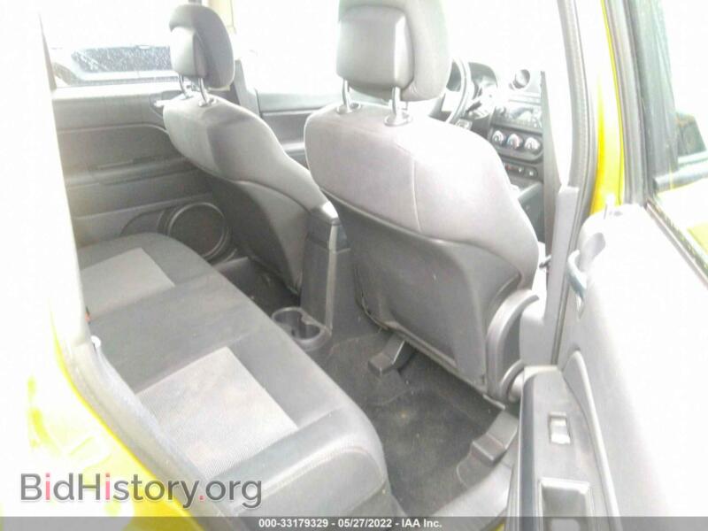 2012 Jeep COMPASS (VIN 1C4NJDEB8CD577425) — photo 8 of 11