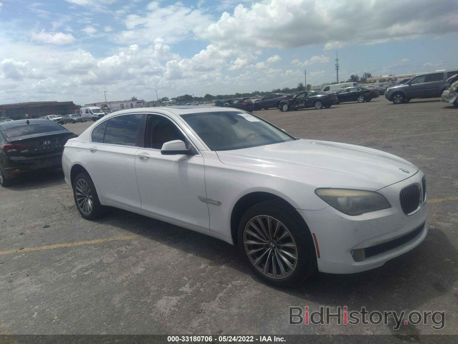 Photo WBAKB4C52BC574163 - BMW 7 SERIES 2011