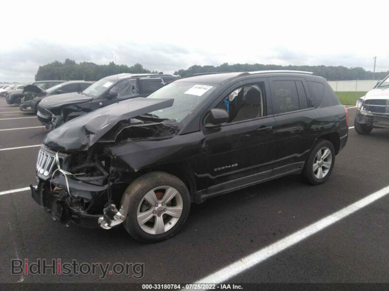 2011 Jeep COMPASS (VIN 1J4NT1FB7BD215389) — фото 2 из 11