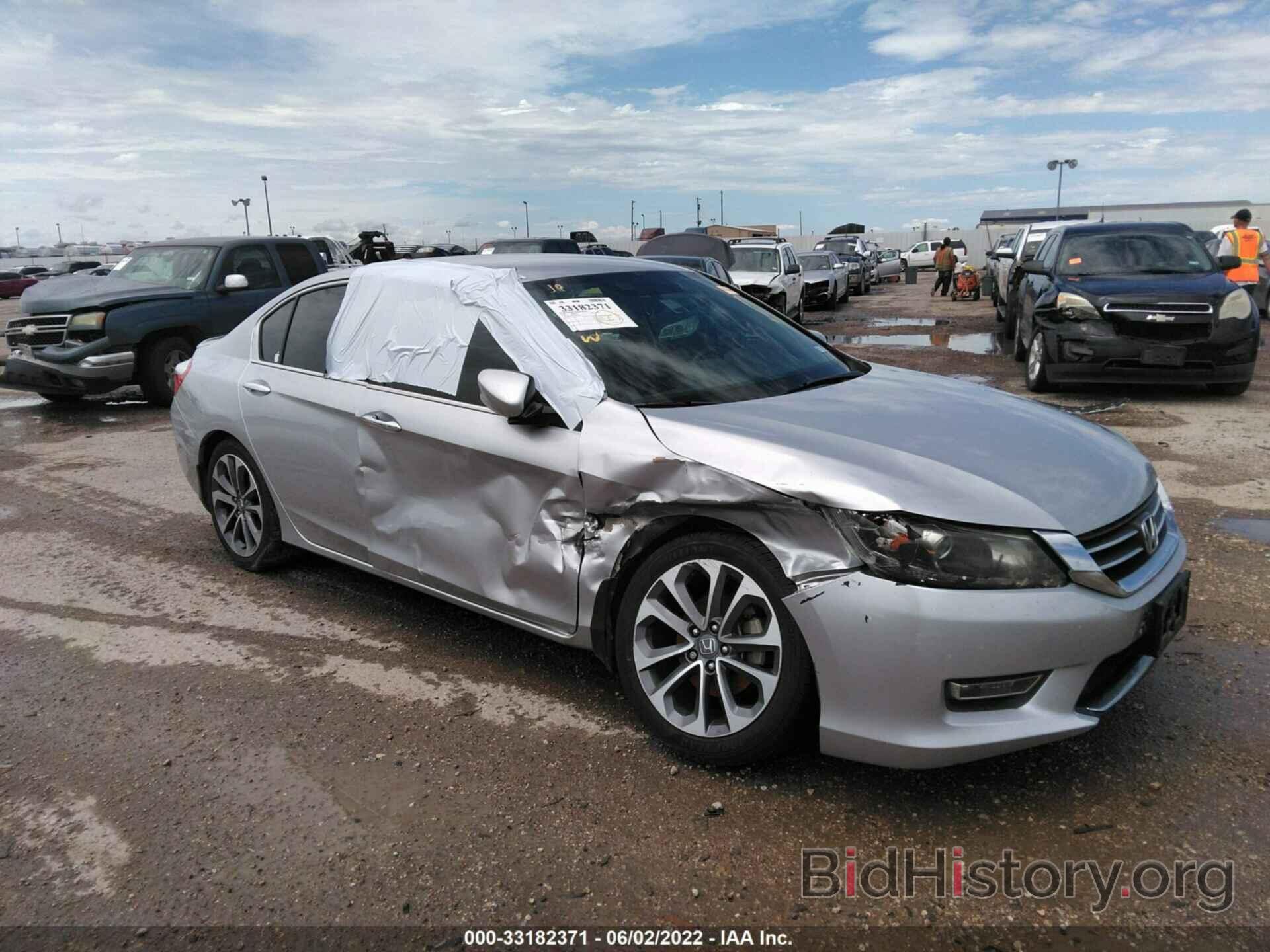 Photo 1HGCR2F58DA244949 - HONDA ACCORD SDN 2013