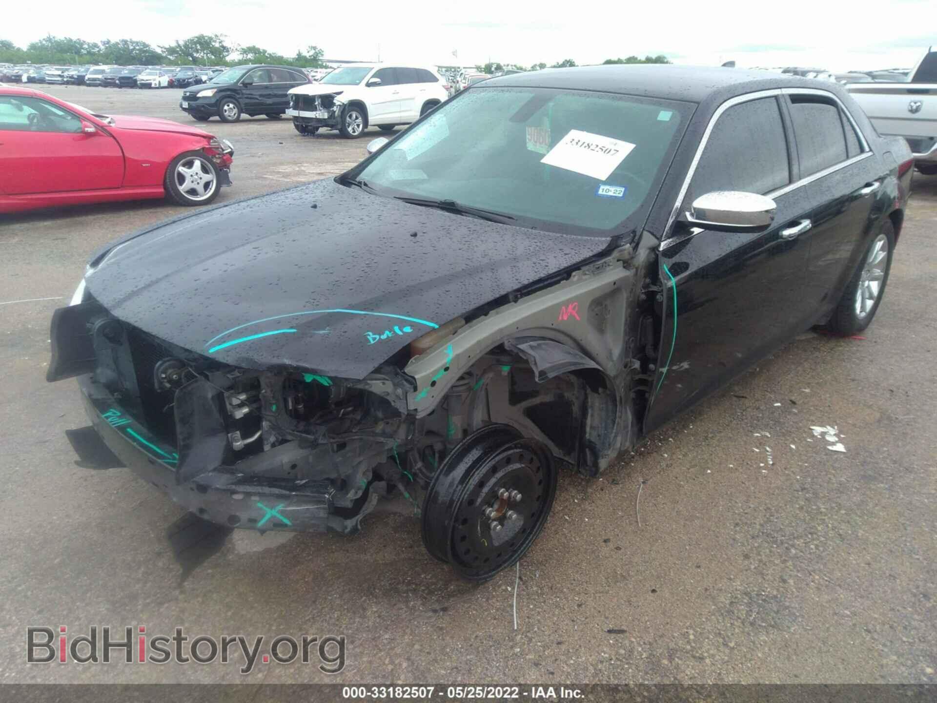 2015 CHRYSLER 300 - VIN: 2C3CCAAG8FH859321 - Фото 2