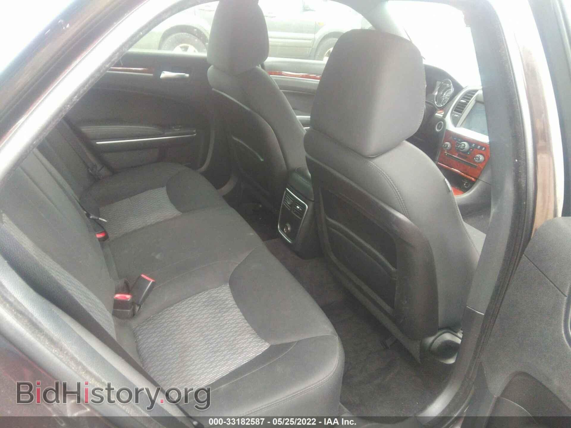 2012 CHRYSLER 300 - VIN: 2C3CCAAG7CH205664 - Фото 8