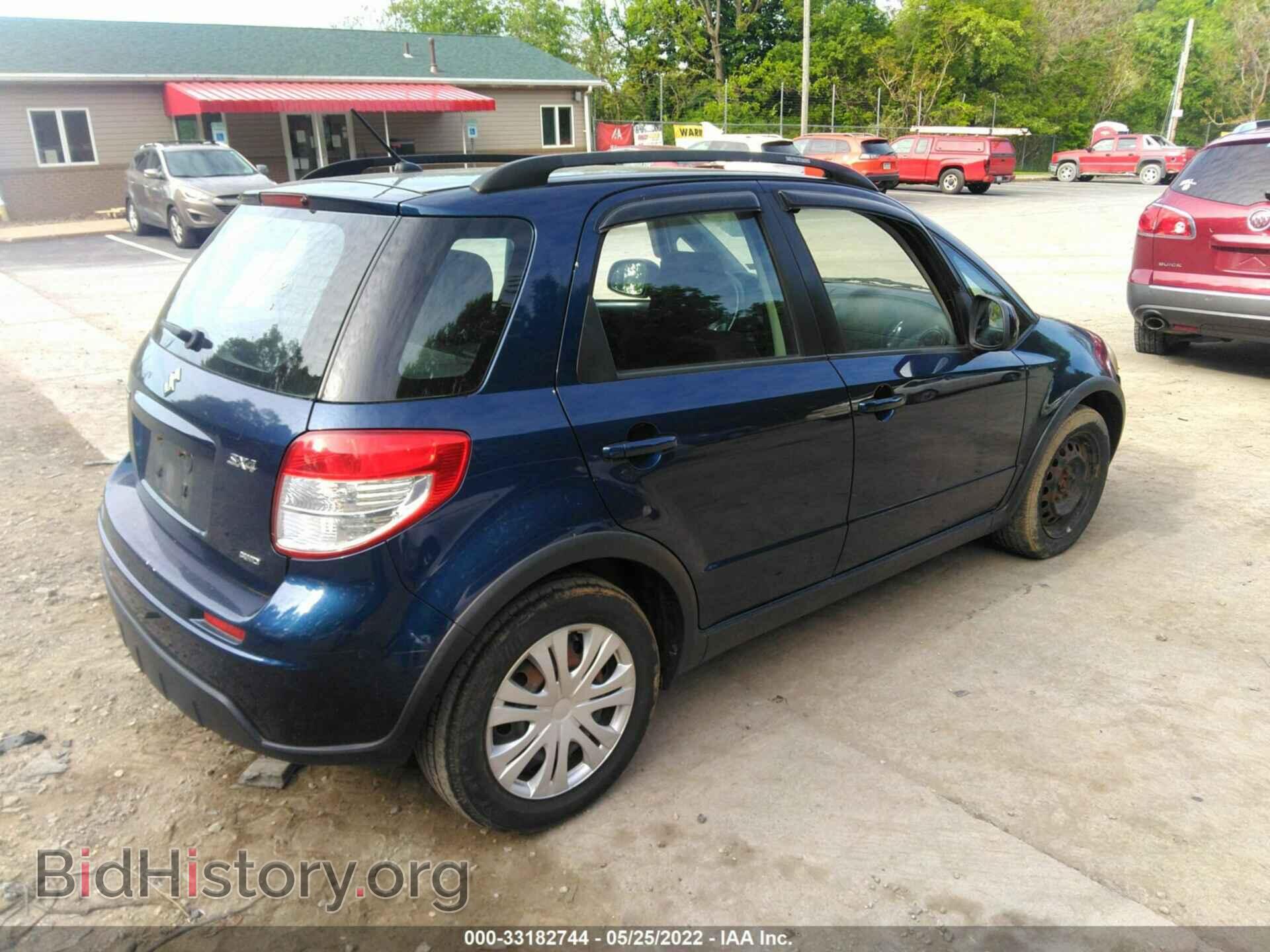2011 SUZUKI SX4 - VIN: JS2YB5A37B6301812 - Photo 4