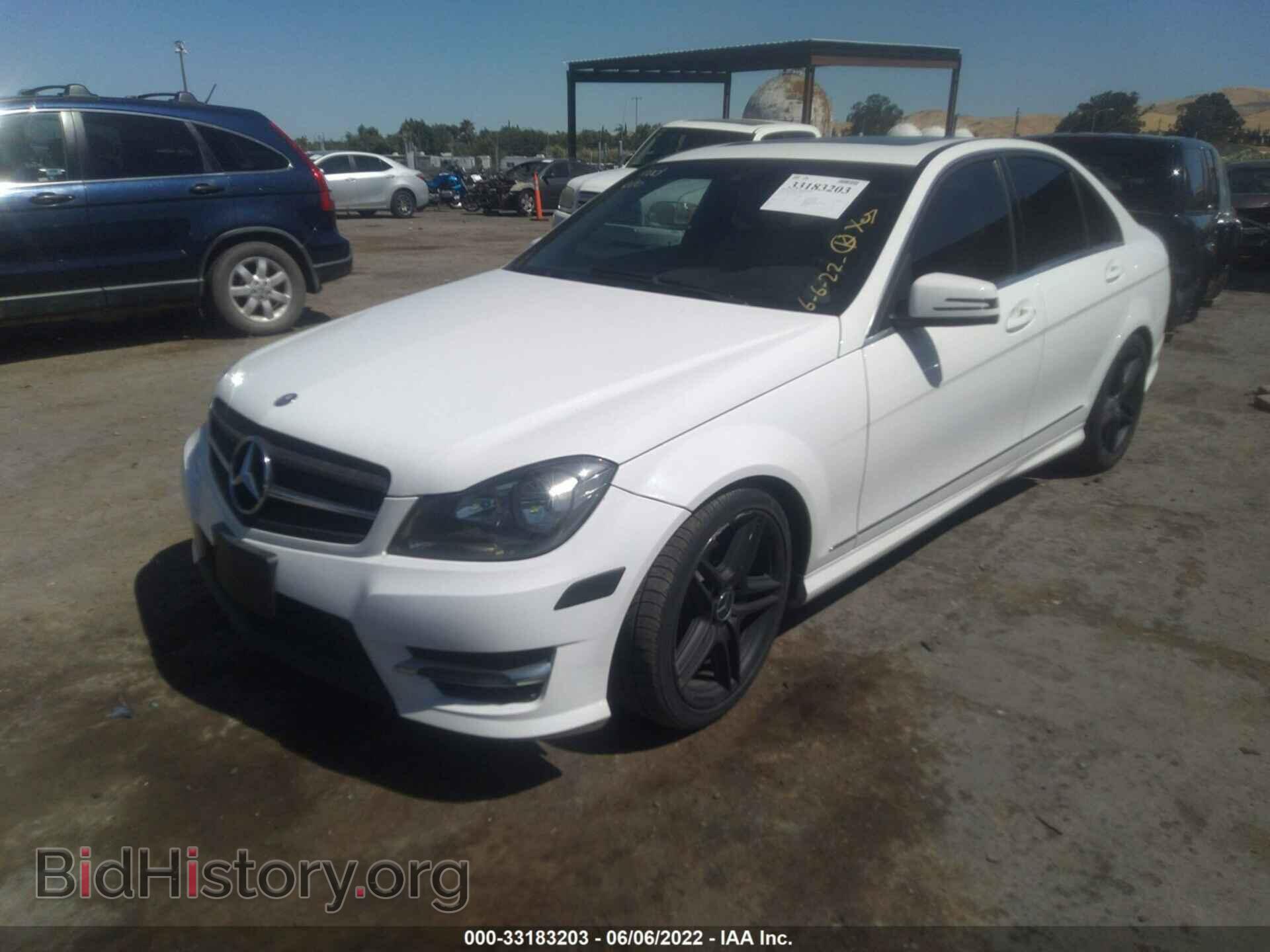 2013 MERCEDES-BENZ C-CLASS - VIN: WDDGF4HB6DA807235 - Фото 2