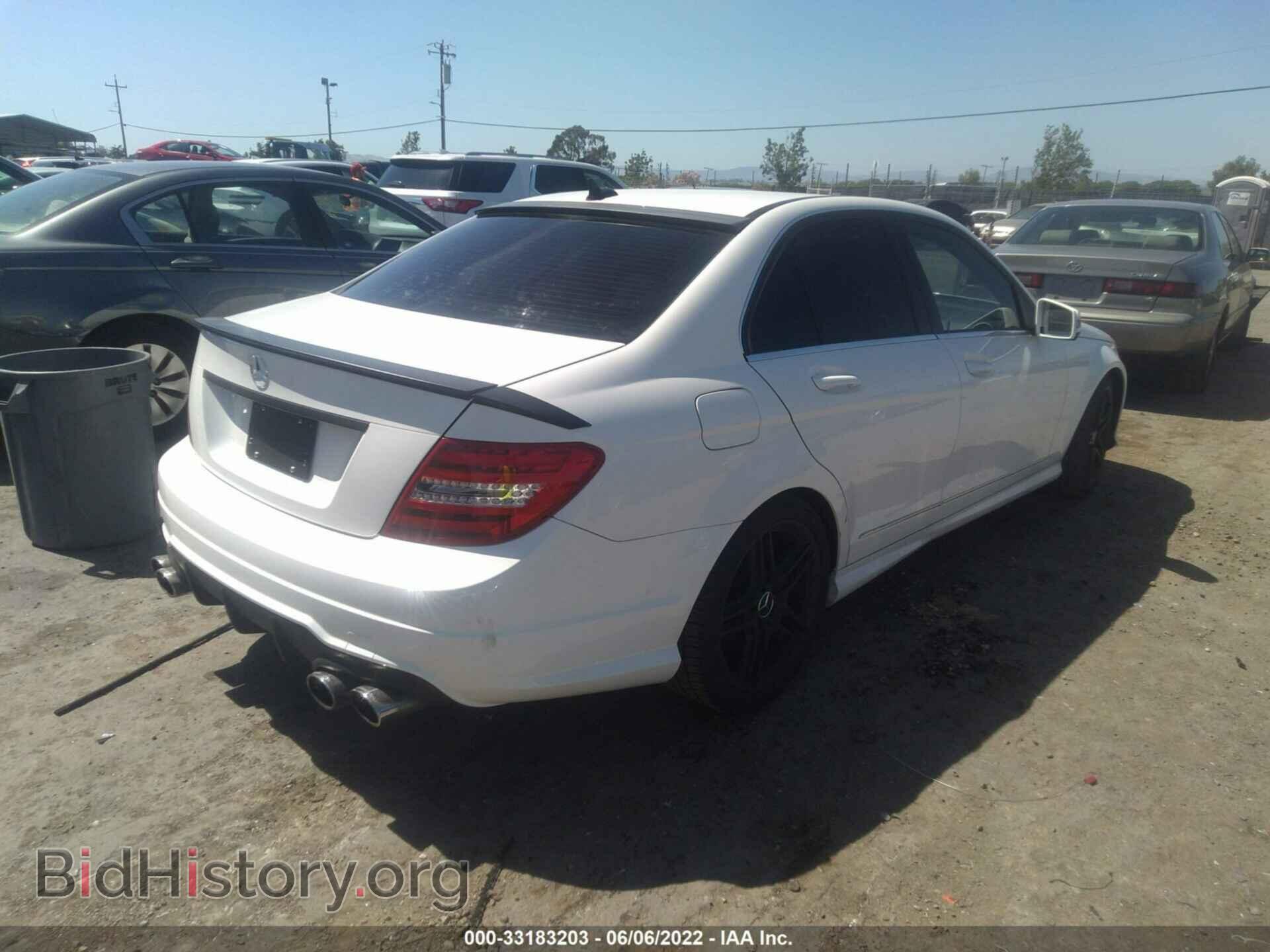 2013 MERCEDES-BENZ C-CLASS - VIN: WDDGF4HB6DA807235 - Фото 4