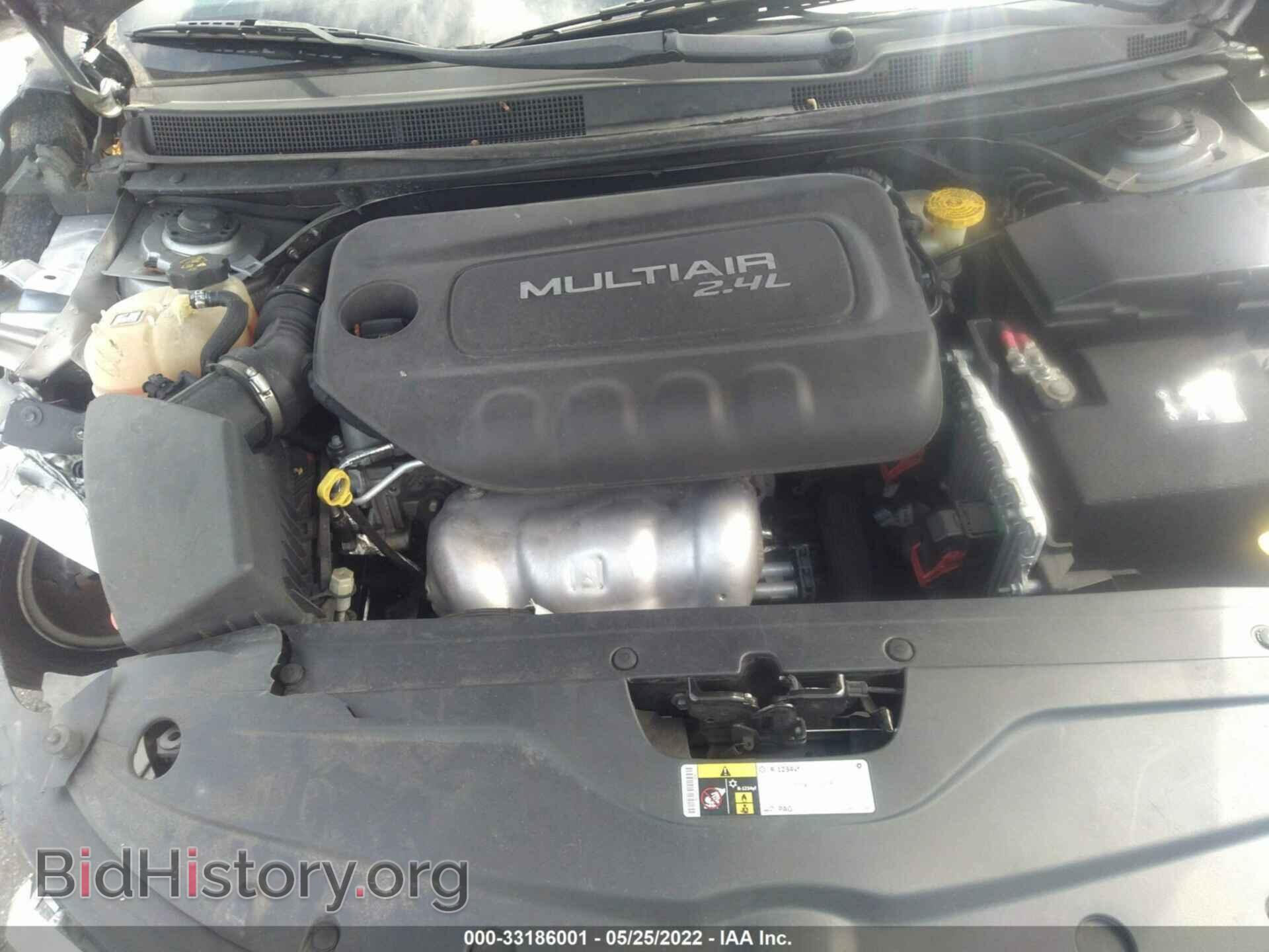 2015 CHRYSLER 200 - VIN: 1C3CCCAB2FN628695 - Фото 10