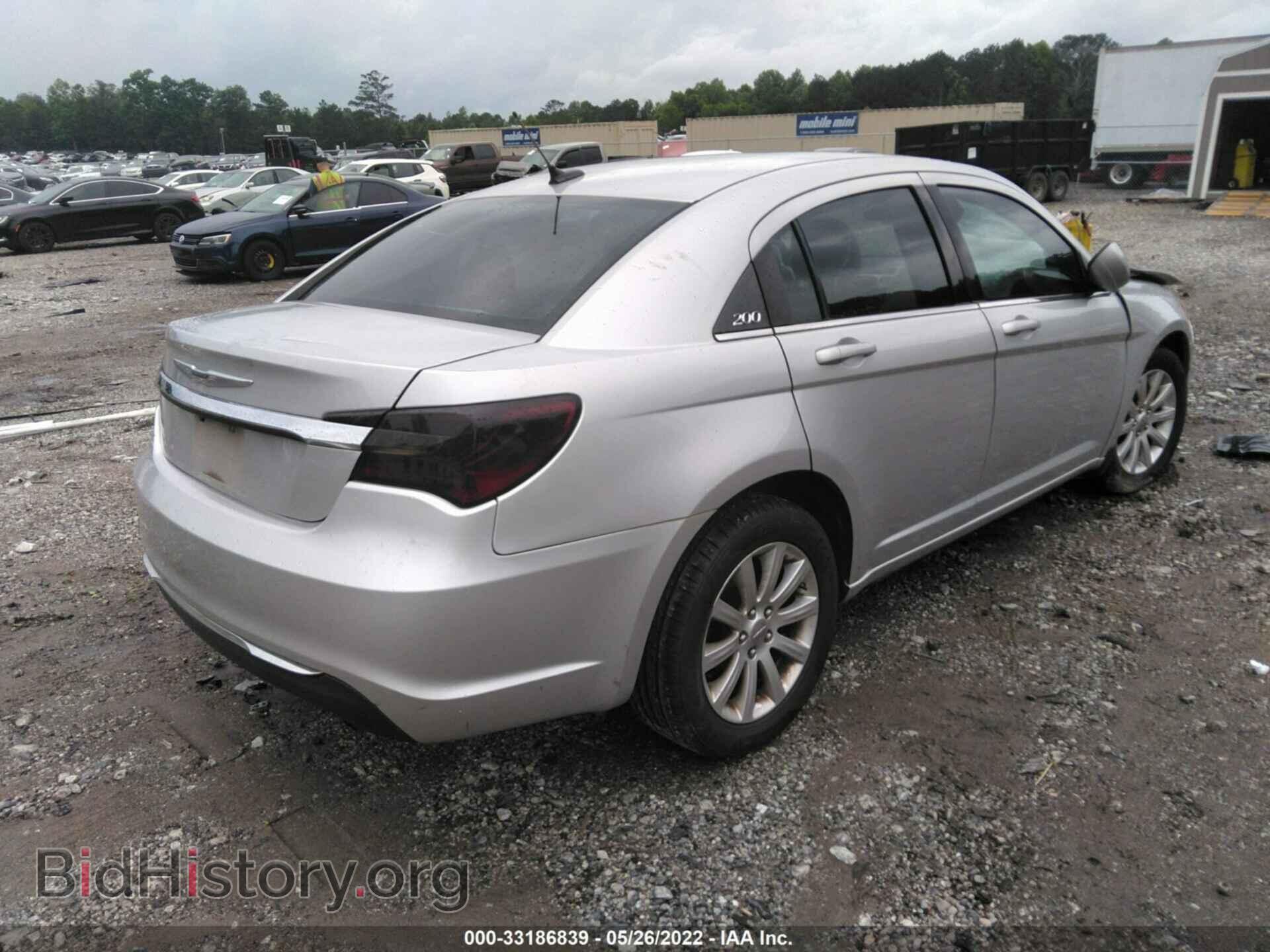 2012 CHRYSLER 200 - VIN: 1C3CCBBB3CN101883 - Photo 4
