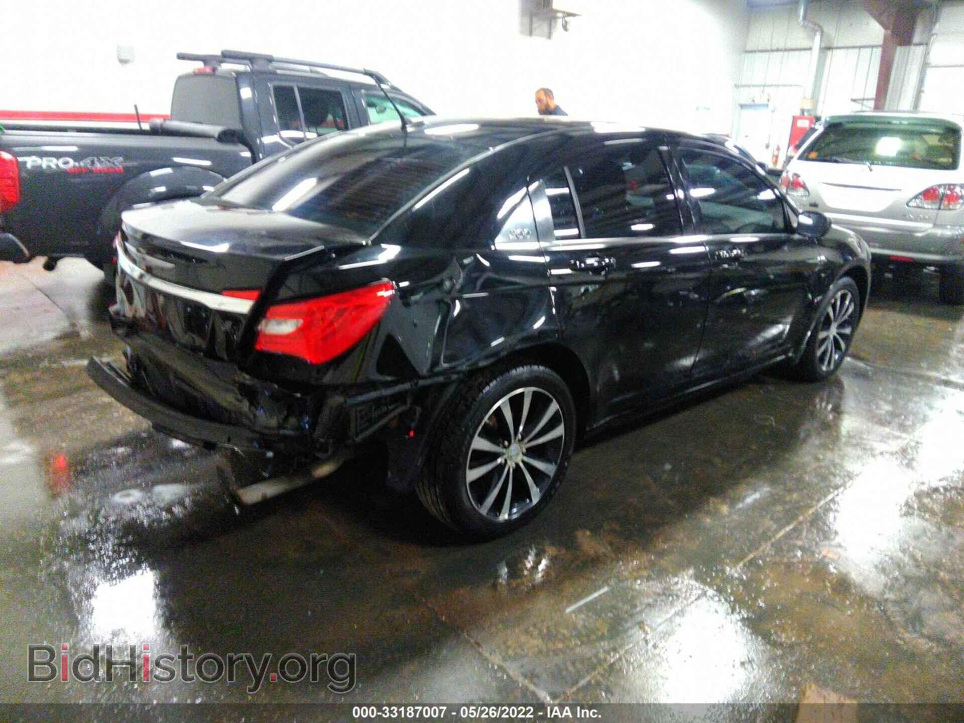 2013 CHRYSLER 200 - VIN: 1C3CCBBB8DN598673 - Фото 4