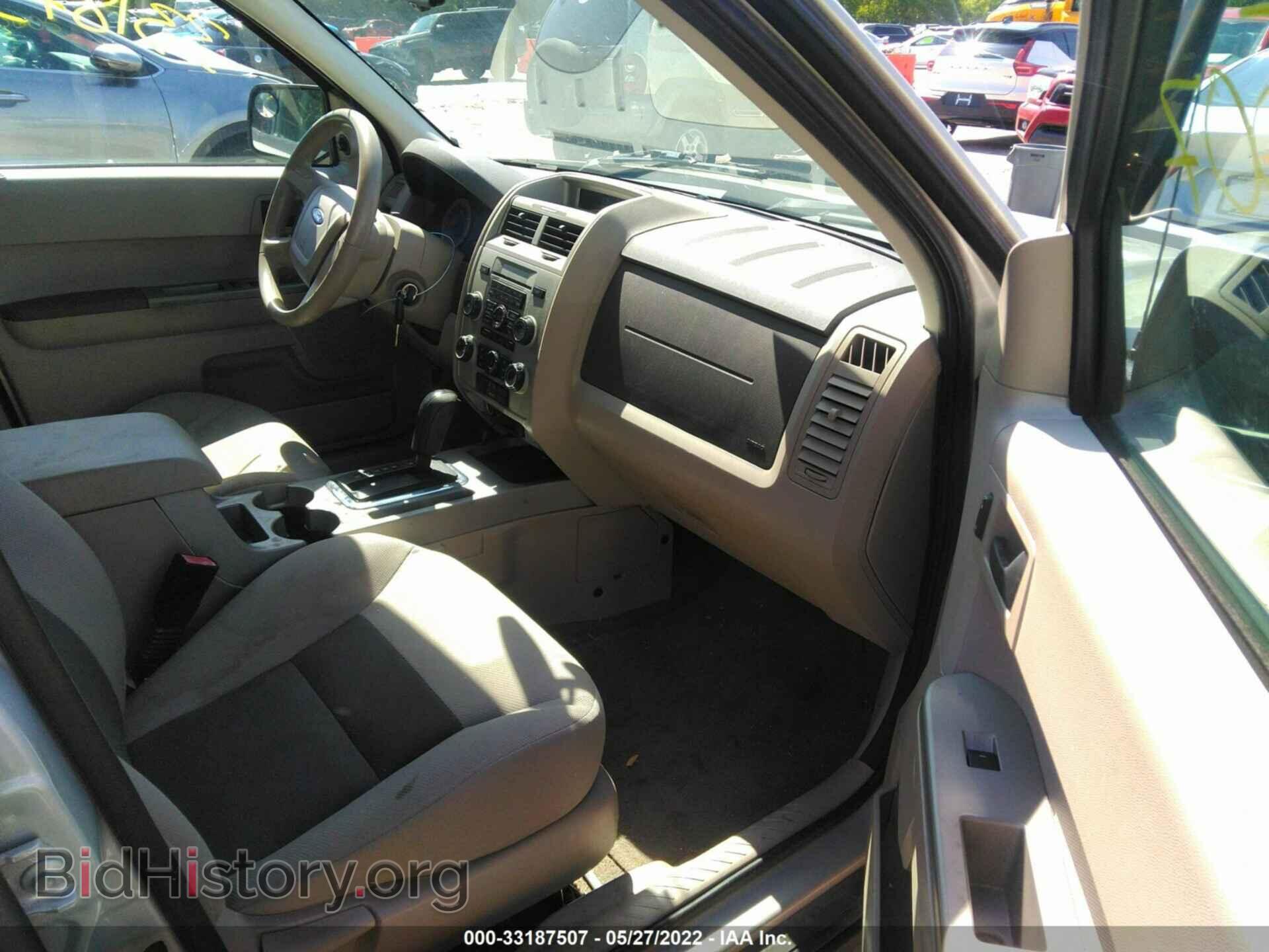 2008 FORD ESCAPE - VIN: 1FMCU93128KA09255 - Фото 5
