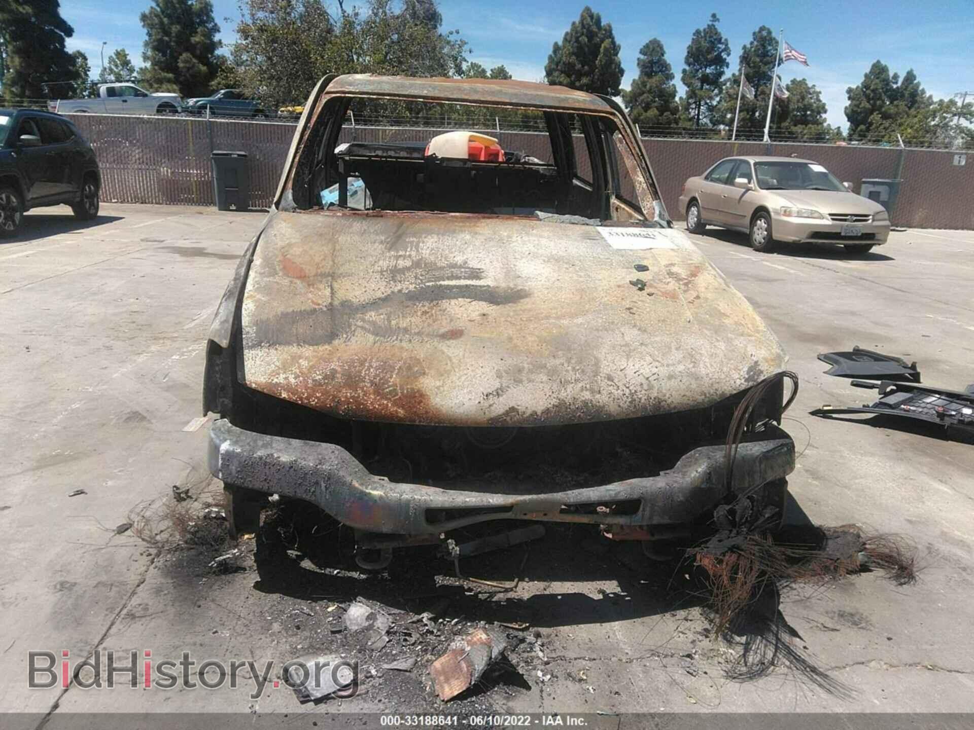 2006 GMC SIERRA 1500 - VIN: 2GTEC13T761213159 - Фото 6