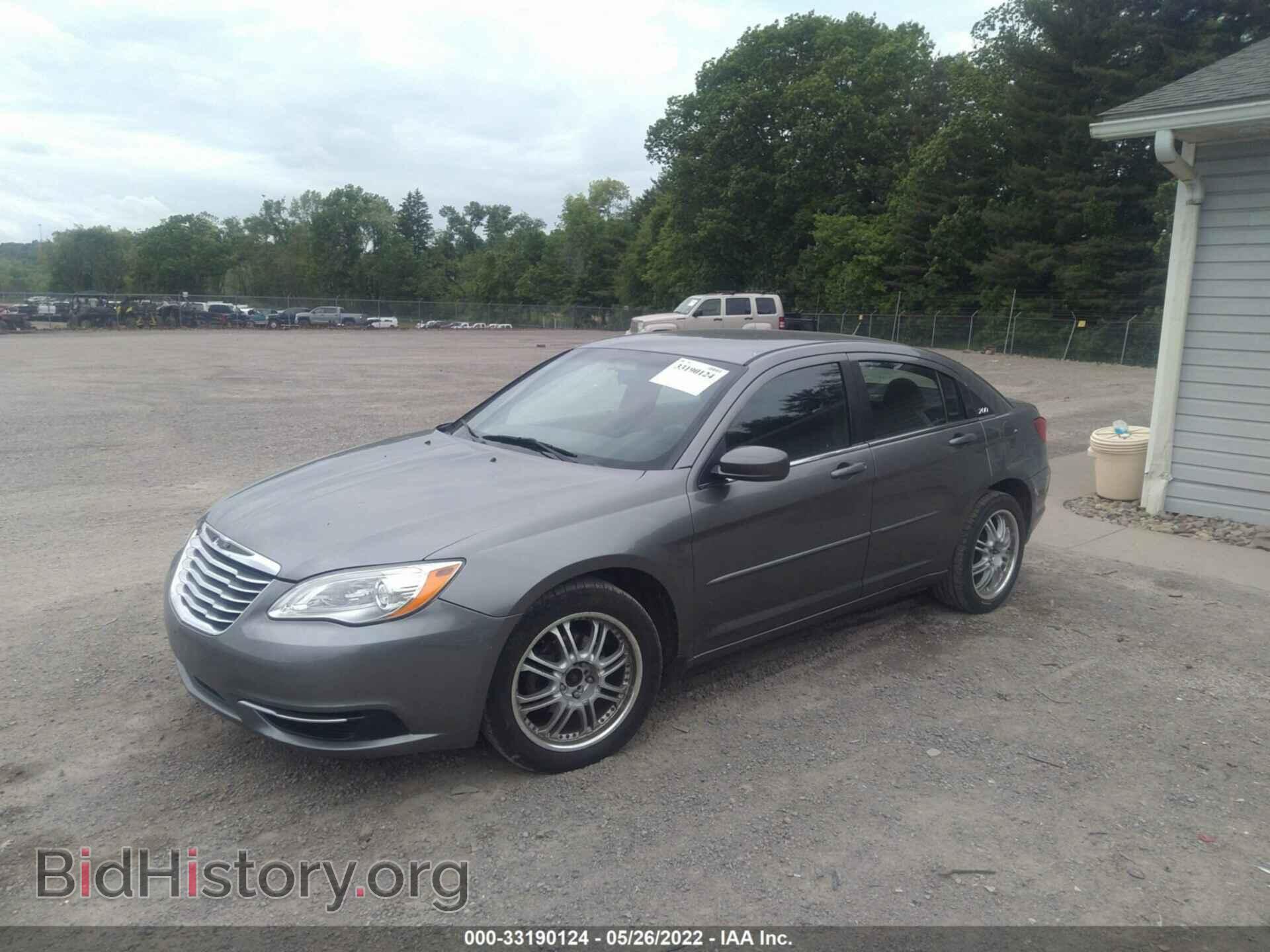 2012 CHRYSLER 200 - VIN: 1C3CCBAB4CN208104 - Photo 2
