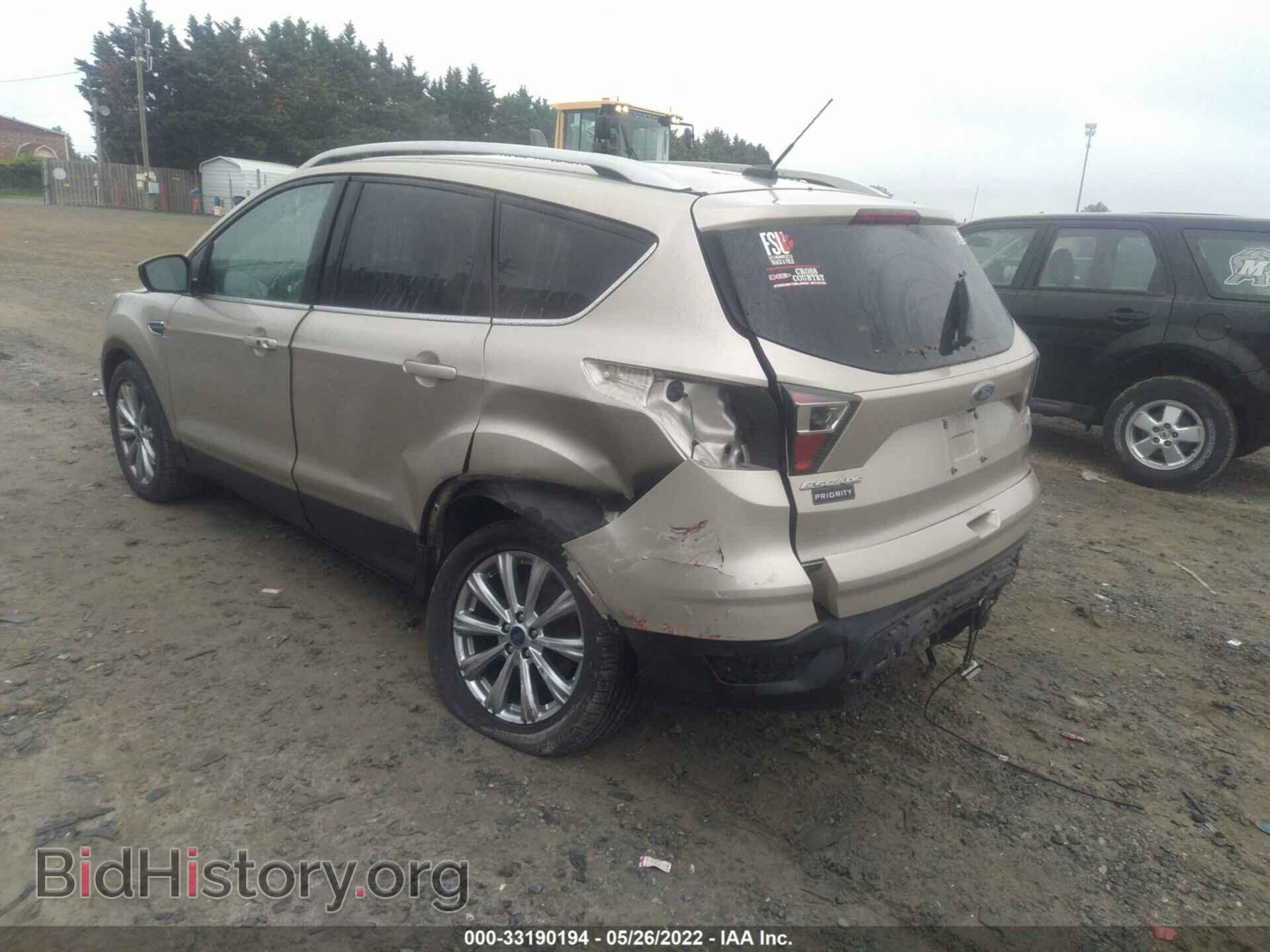 2017 FORD ESCAPE - VIN: 1FMCU9J92HUB25505 - Фото 3