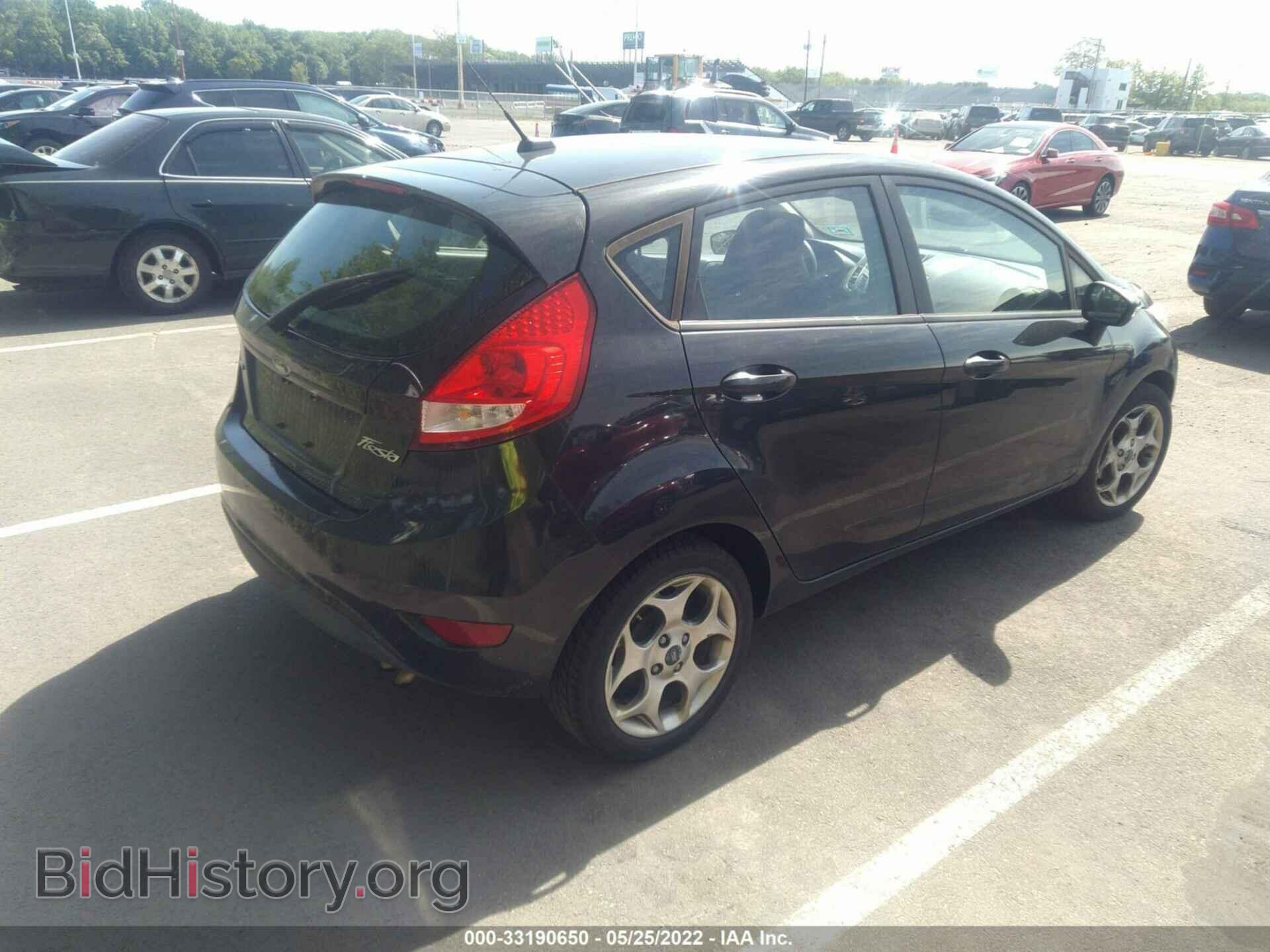 2011 FORD FIESTA - VIN: 3FADP4FJXBM106952 - Фото 4