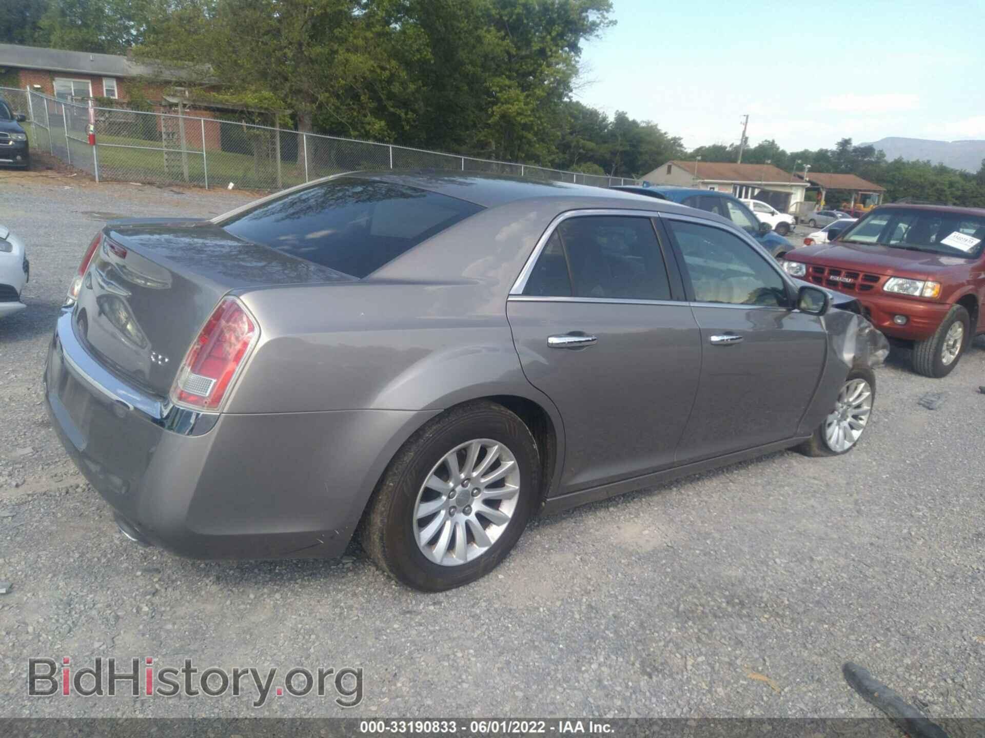 2014 CHRYSLER 300 - VIN: 2C3CCAAG3EH199901 - Фото 4