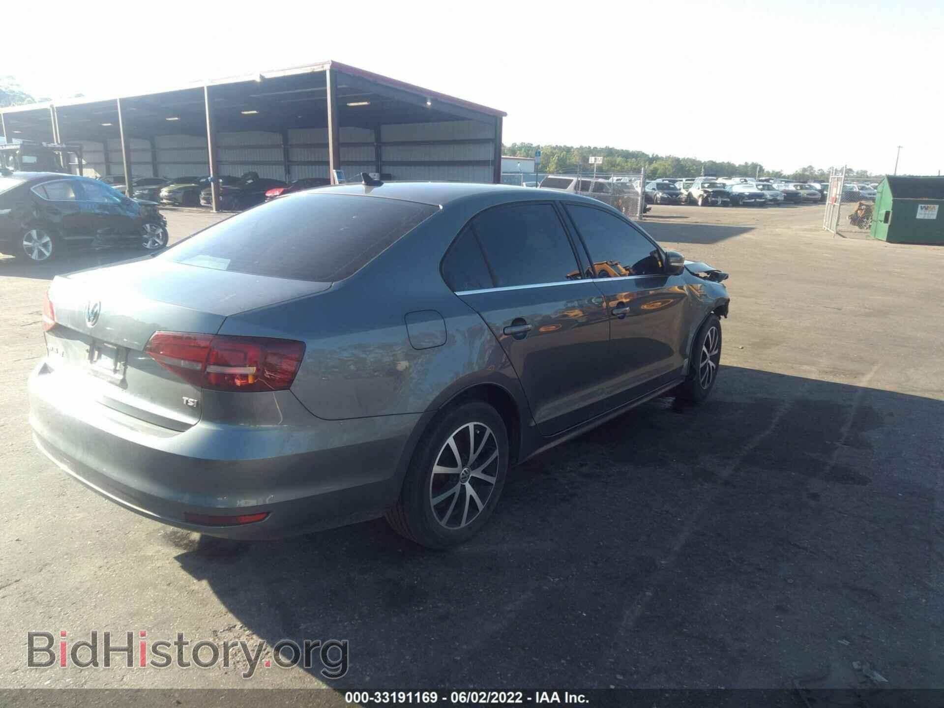 2017 VOLKSWAGEN JETTA - VIN: 3VWDB7AJ2HM291621 - Фото 4
