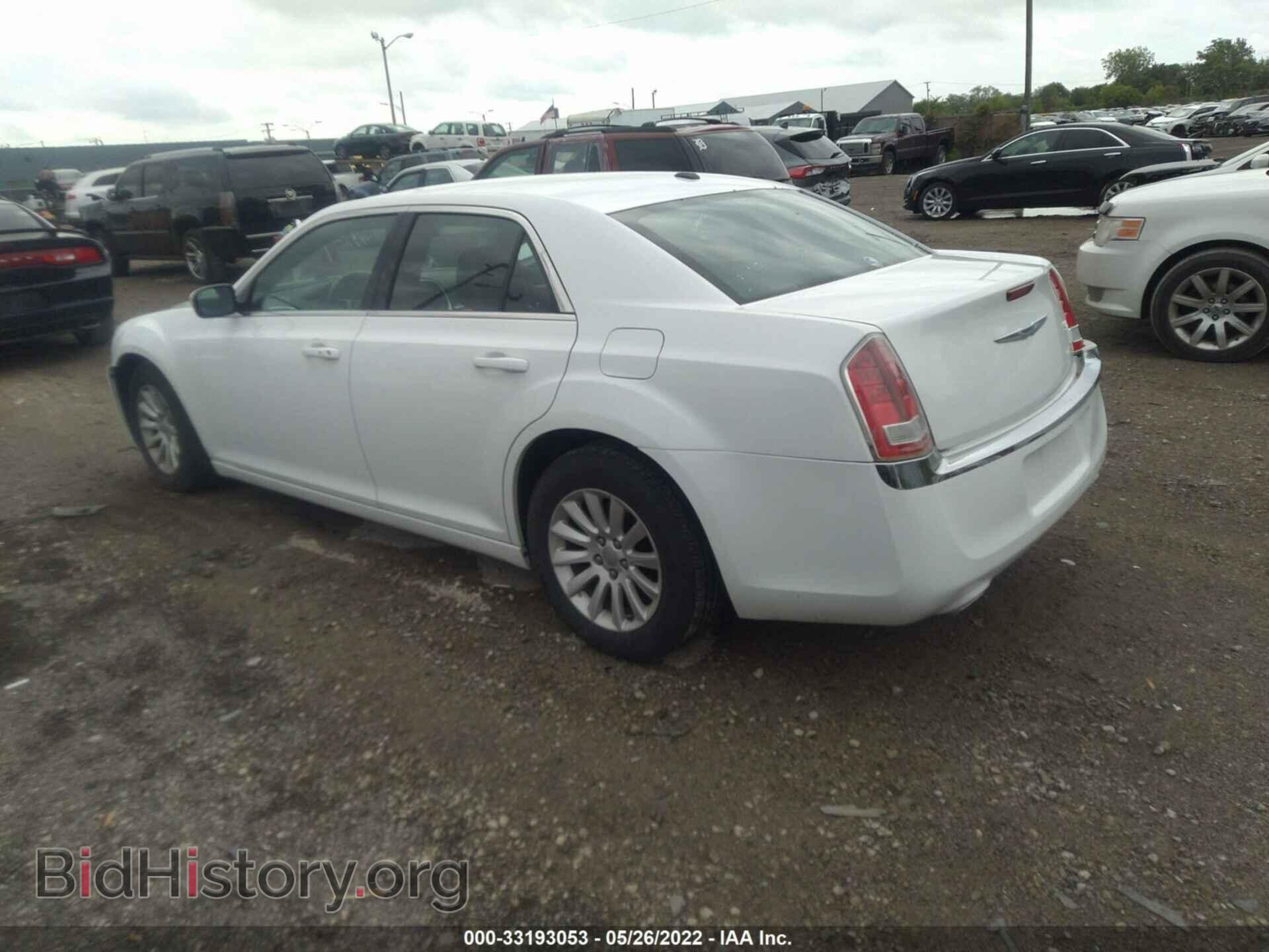 2013 CHRYSLER 300 - VIN: 2C3CCAAG7DH553398 - Фото 3