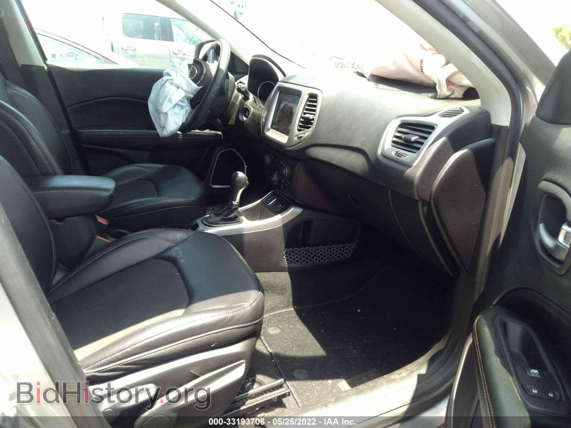 2017 JEEP COMPASS - VIN: 3C4NJCBB9HT658742 - Фото 5