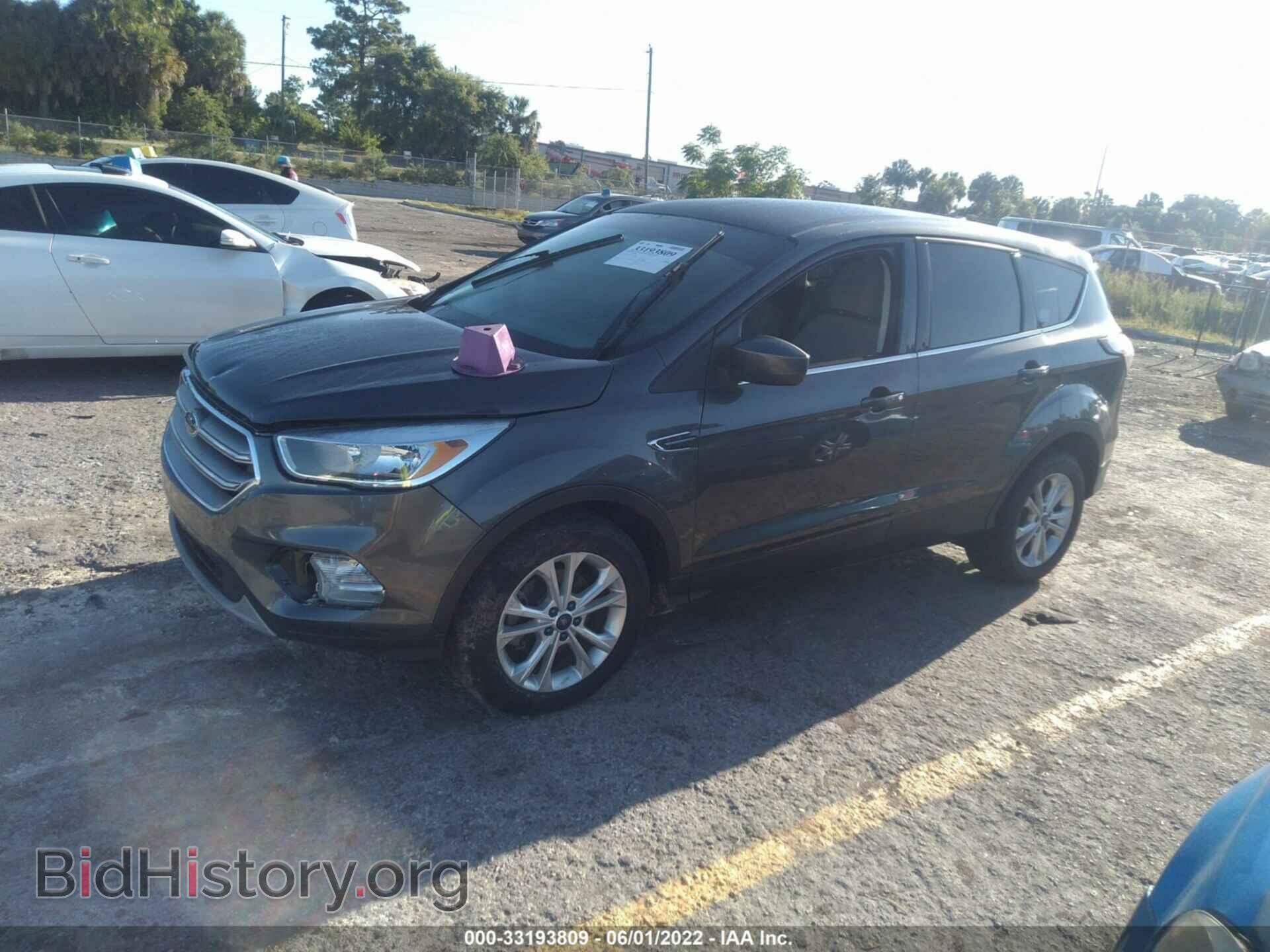 2017 FORD ESCAPE - VIN: 1FMCU0GD9HUC04645 - Фото 2