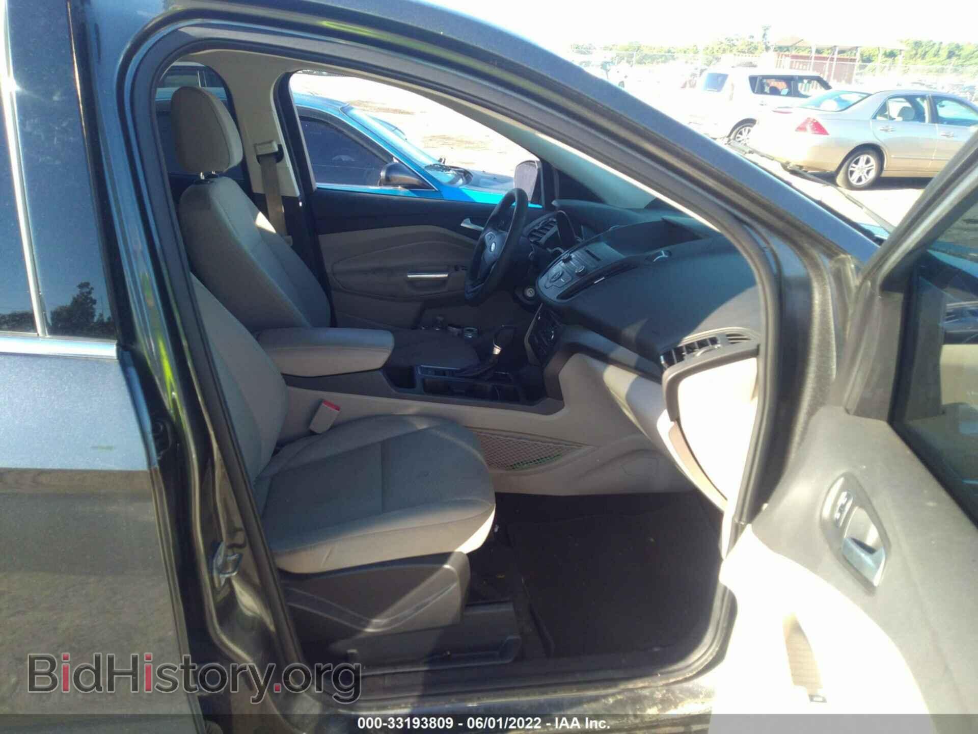 2017 FORD ESCAPE - VIN: 1FMCU0GD9HUC04645 - Фото 5