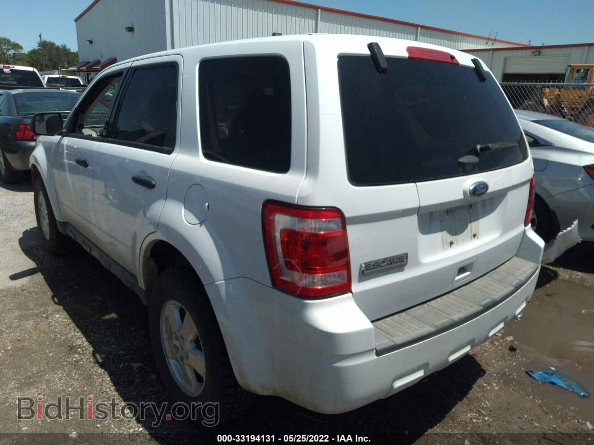 2011 FORD ESCAPE - VIN: 1FMCU9C72BKB36096 - Фото 3