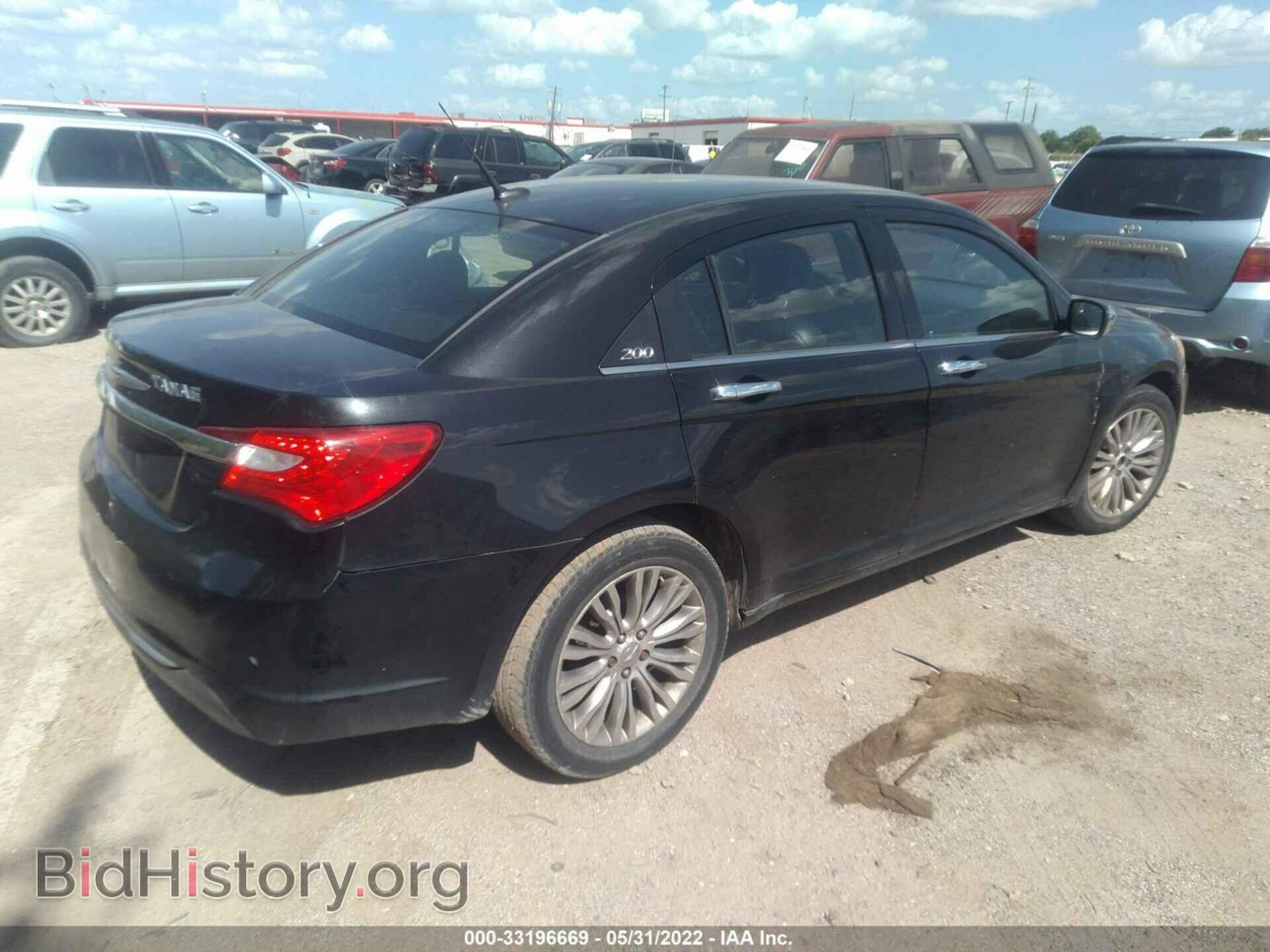 2011 CHRYSLER 200 - VIN: 1C3BC2FG0BN516465 - Фото 4