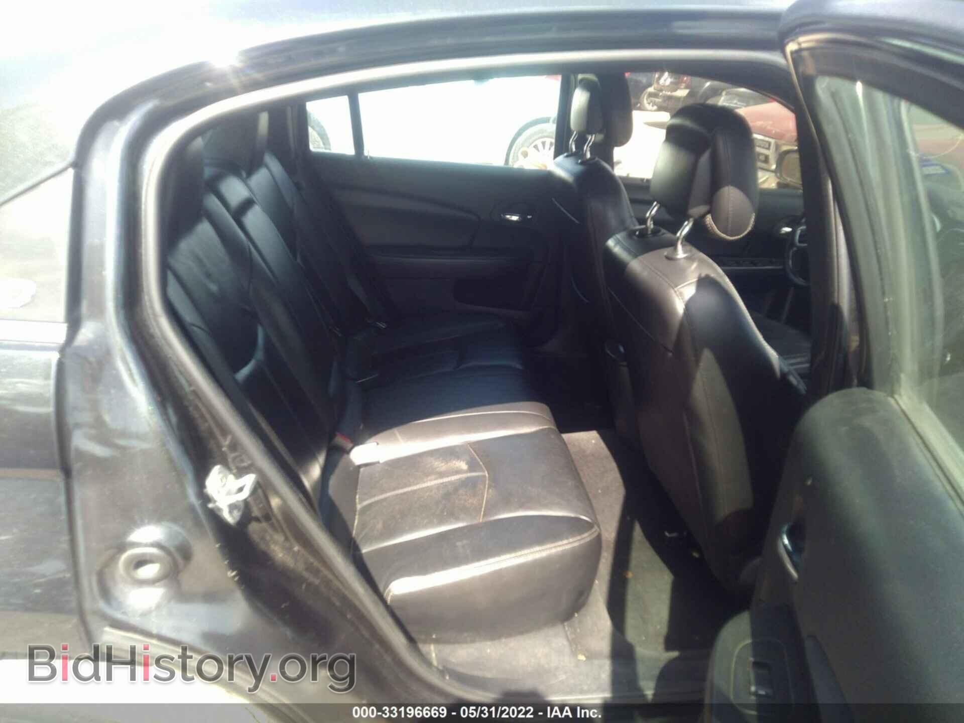 2011 CHRYSLER 200 - VIN: 1C3BC2FG0BN516465 - Фото 8