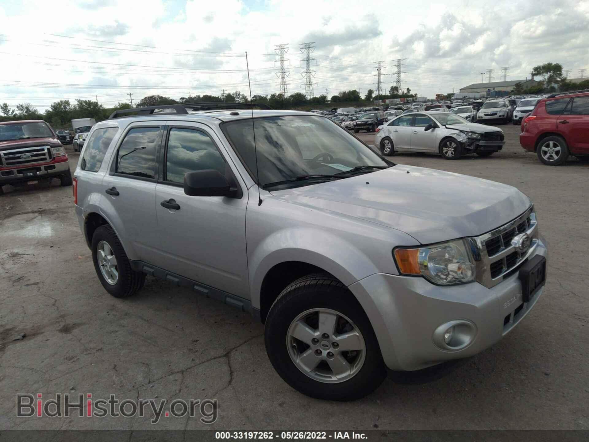 Фотография 1FMCU0DG5BKA48086 - FORD ESCAPE 2011