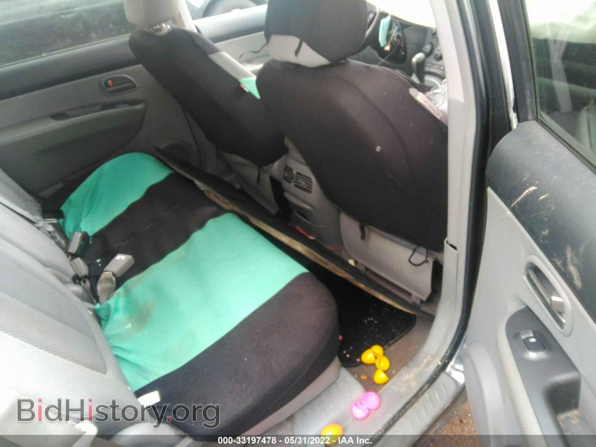 2007 KIA RONDO - VIN: KNAFG525777059976 - Фото 8