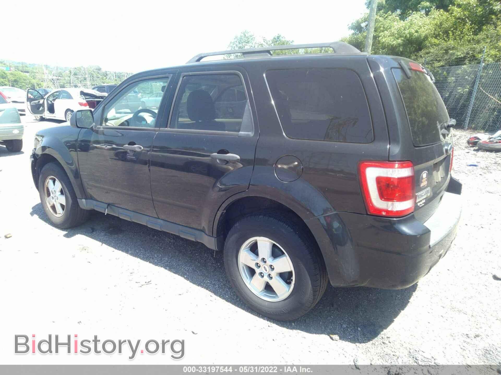 2011 FORD ESCAPE - VIN: 1FMCU0D72BKB01116 - Photo 3