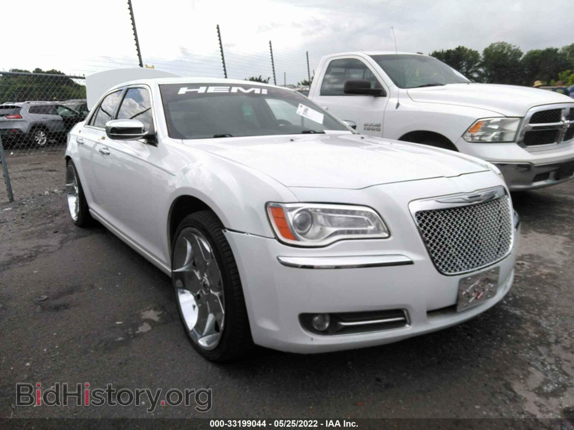 Фотография 2C3CA6CT4BH580214 - CHRYSLER 300 2011