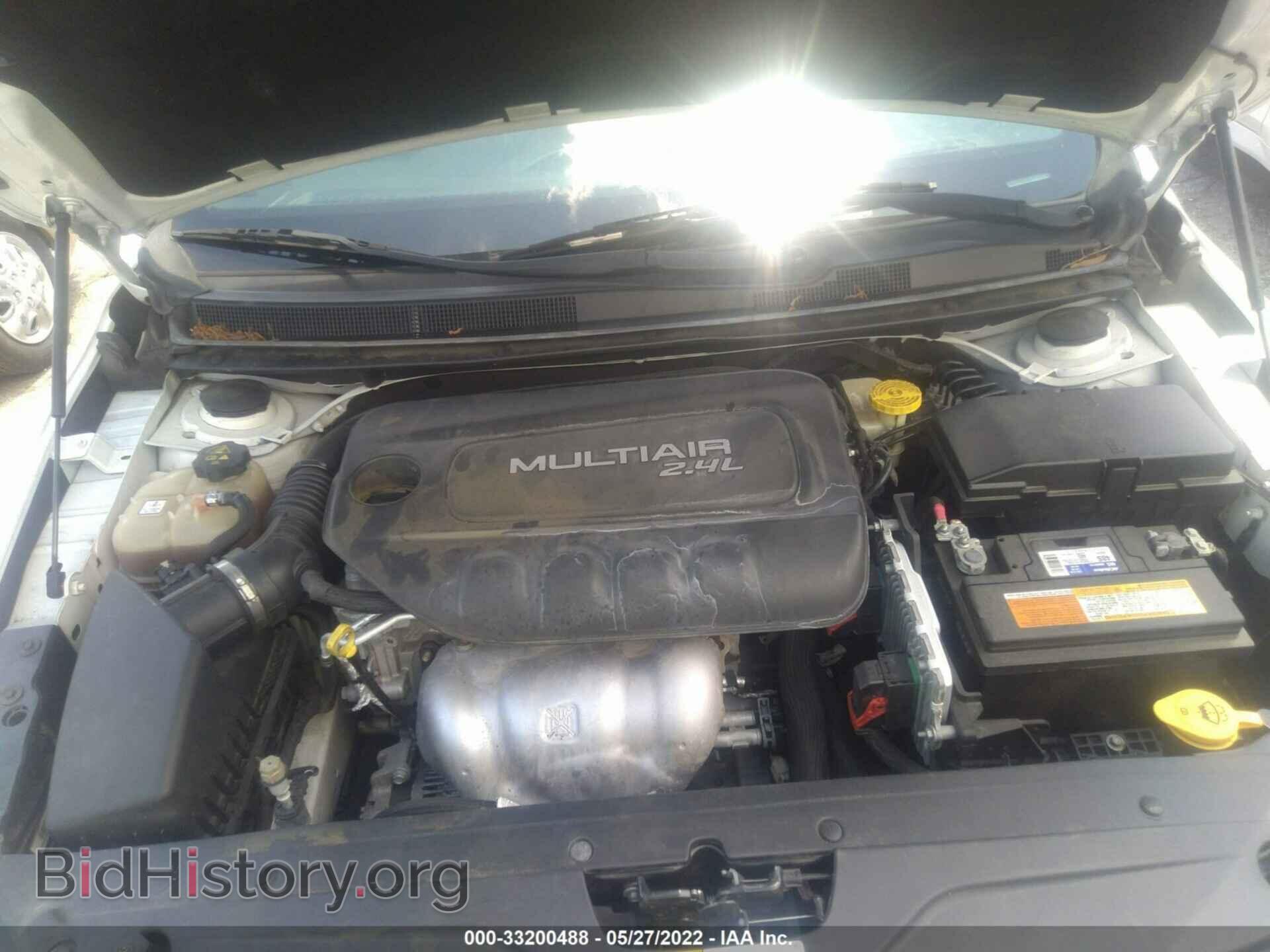 2016 CHRYSLER 200 - VIN: 1C3CCCAB6GN131196 - Фото 10