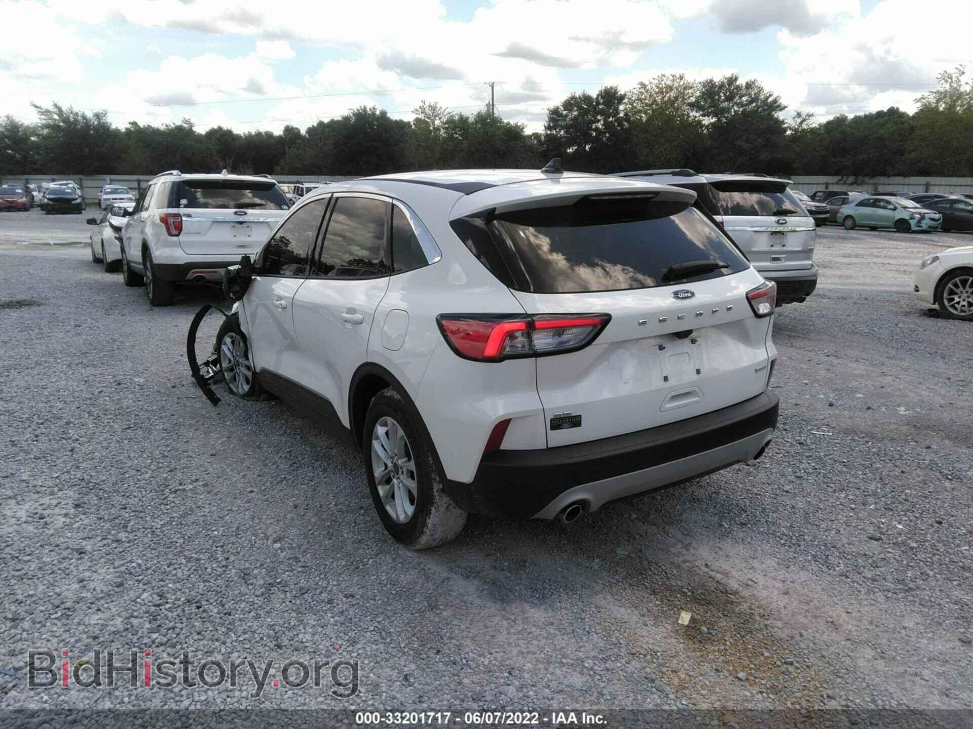 2020 FORD ESCAPE - VIN: 1FMCU0G60LUA94417 - Фото 3