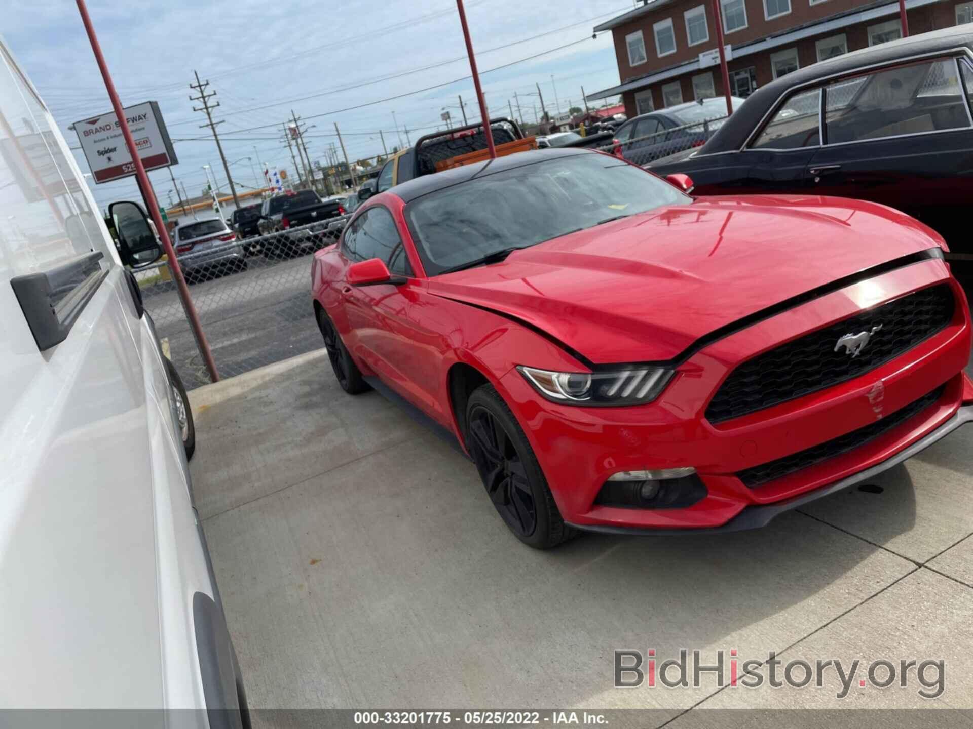 Photo 1FA6P8TH5G5229427 - FORD MUSTANG 2016