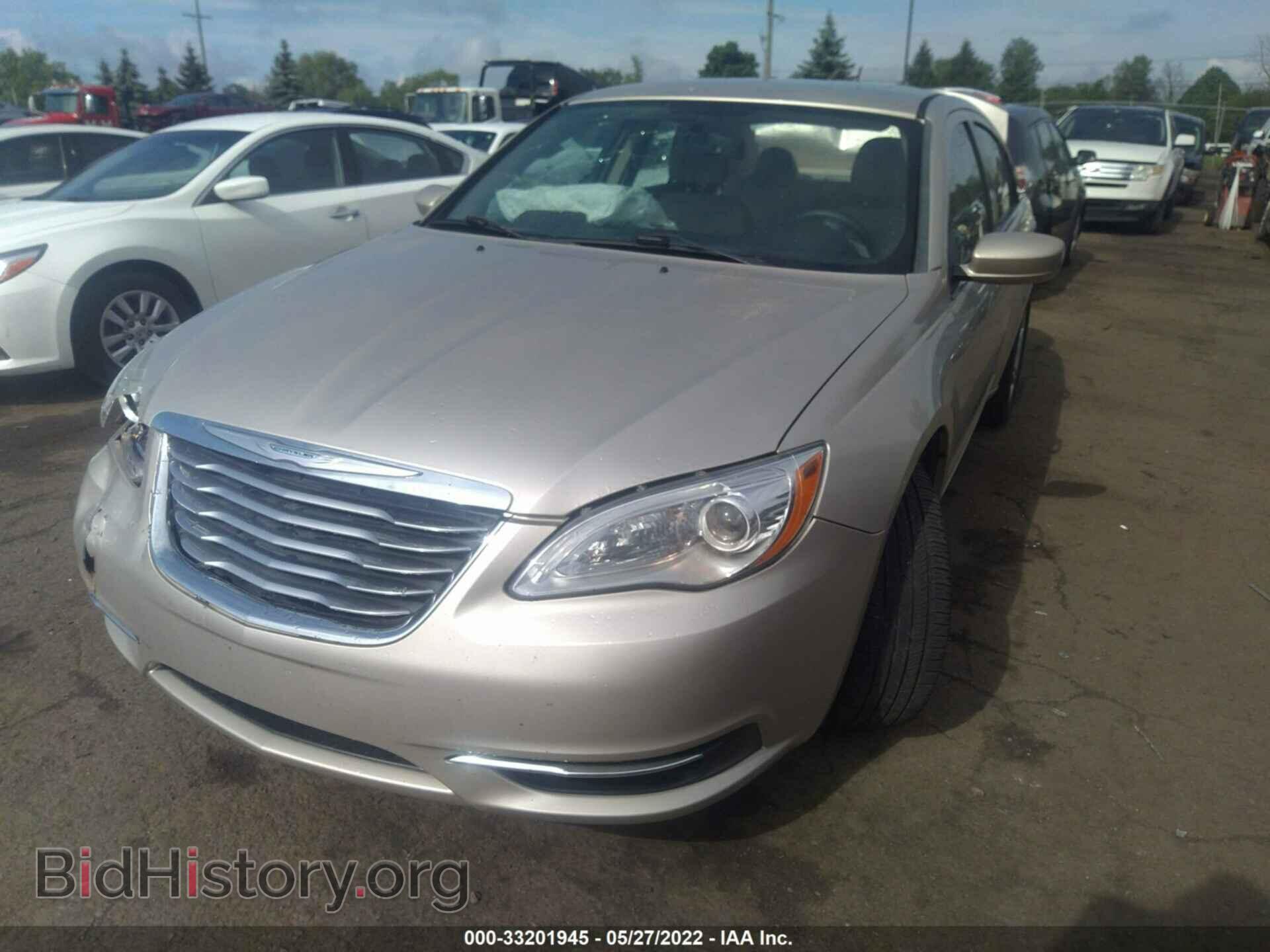 2014 CHRYSLER 200 - VIN: 1C3CCBBB7EN176752 - Фото 2