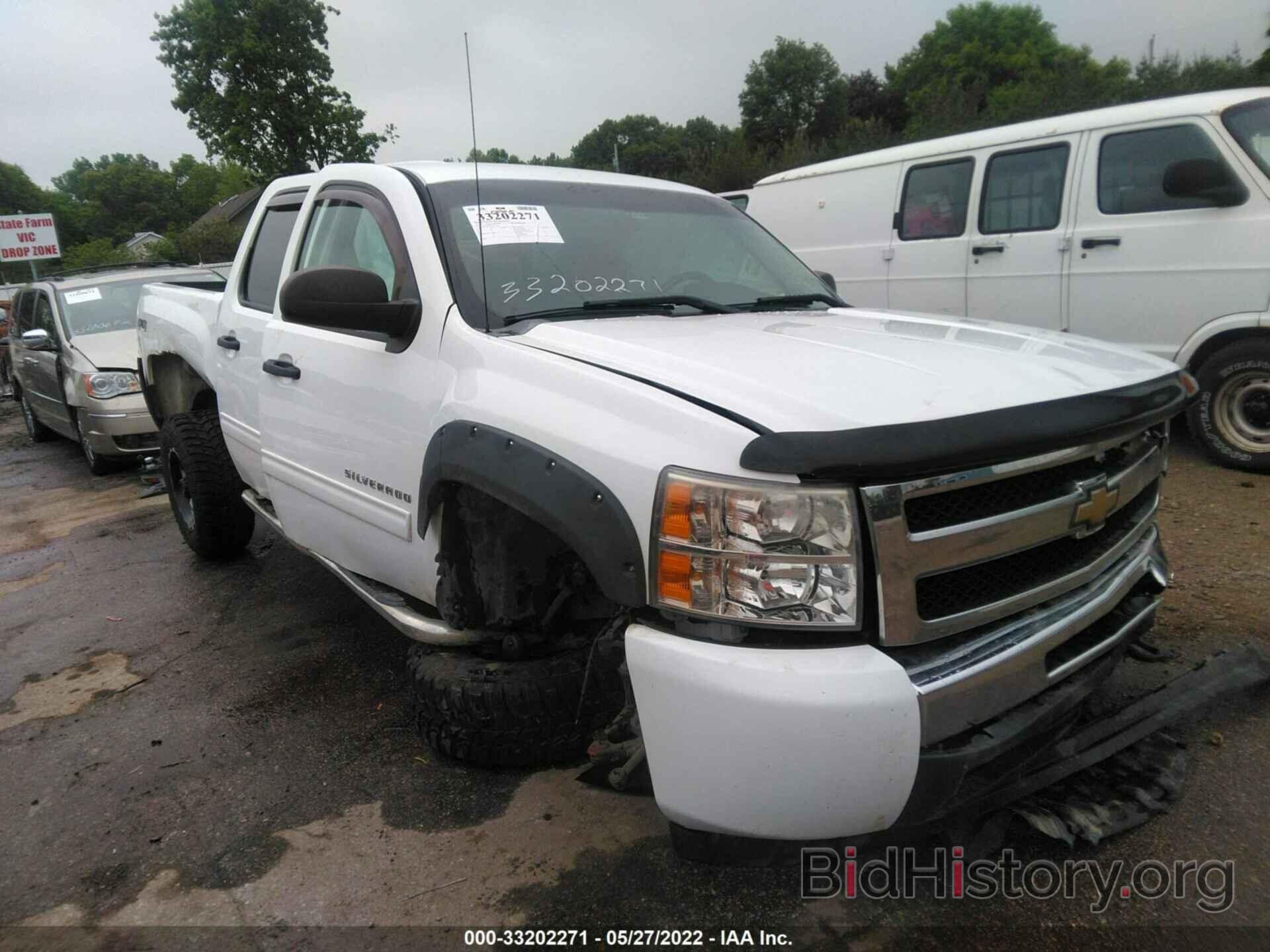 Photo 3GCPKSEA3BG105555 - CHEVROLET SILVERADO 1500 2011