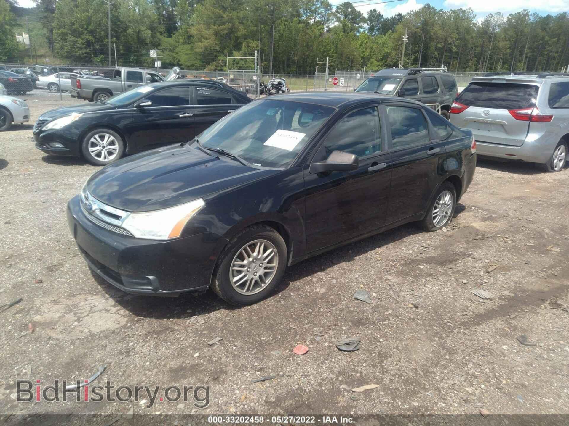 2011 FORD FOCUS - VIN: 1FAHP3FN9BW124115 - Фото 2