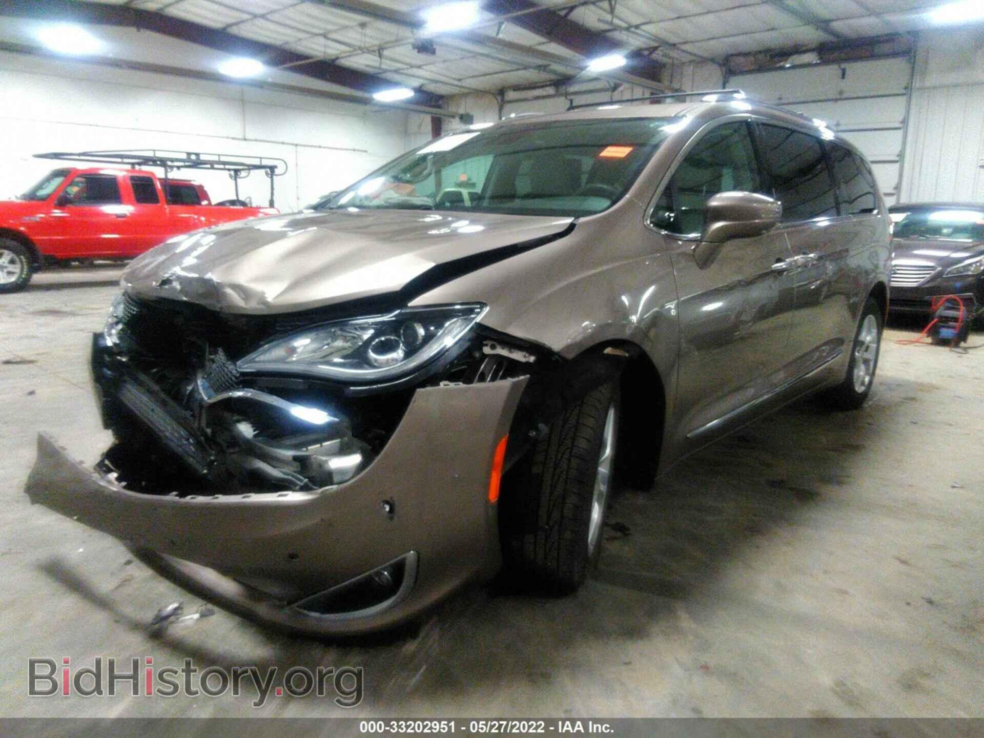 2017 CHRYSLER PACIFICA - VIN: 2C4RC1EG0HR734522 - Фото 2