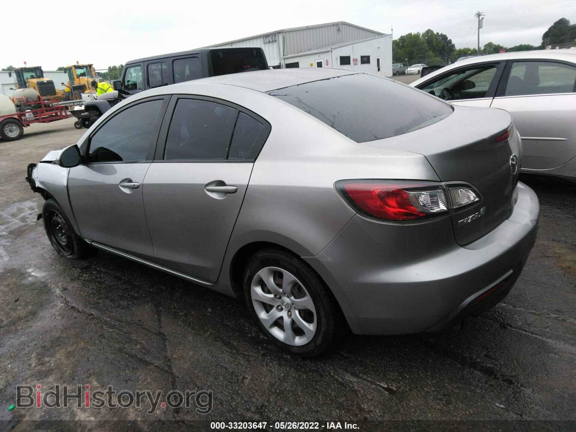 2011 MAZDA MAZDA3 - VIN: JM1BL1UG2B1358548 - Фото 3