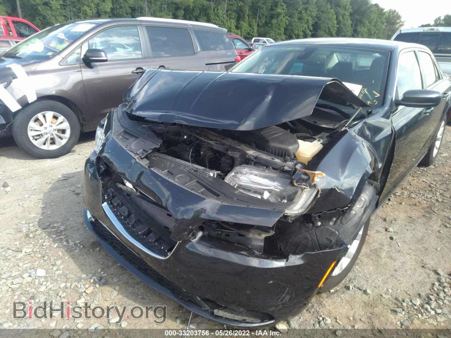 2015 CHRYSLER 300 - VIN: 2C3CCAAG2FH930108 - Фото 6
