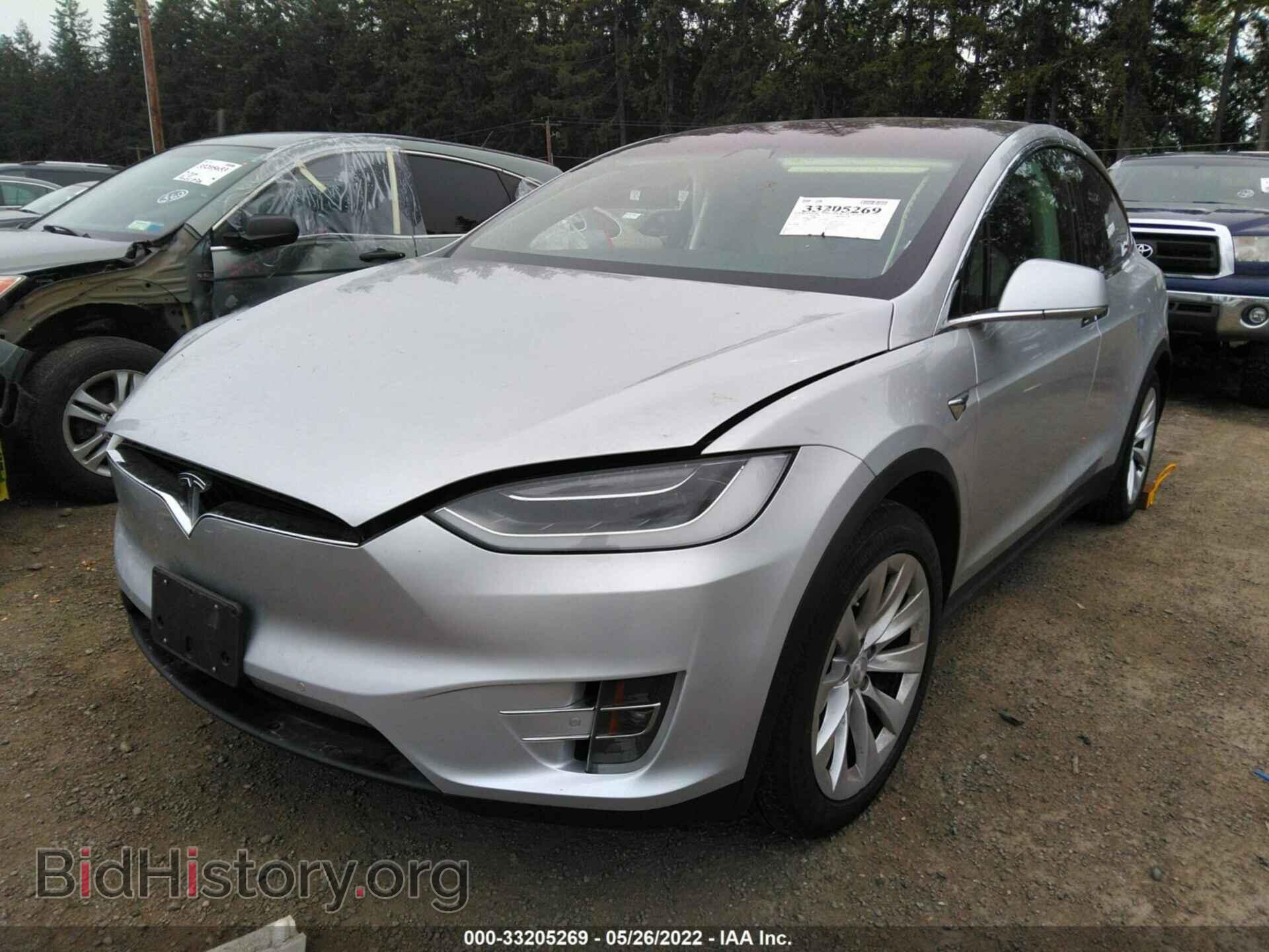 2017 TESLA MODEL X - VIN: 5YJXCBE21HF076173 - Фото 2