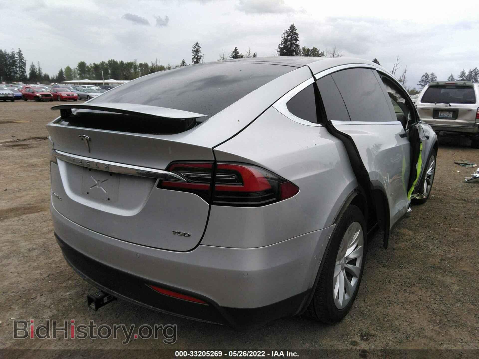 2017 TESLA MODEL X - VIN: 5YJXCBE21HF076173 - Фото 4