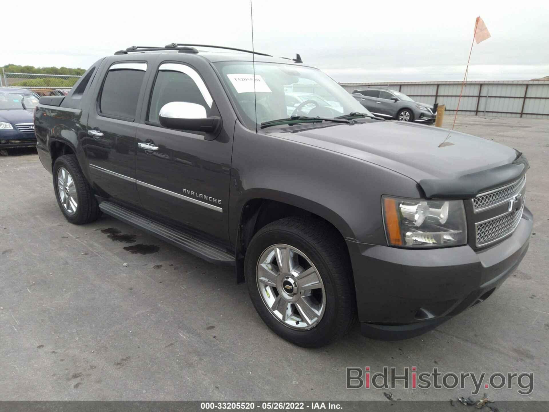 Photo 3GNVKGE05AG269746 - CHEVROLET AVALANCHE 2010