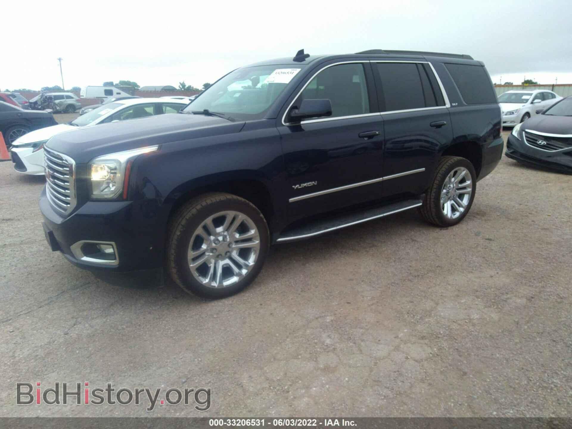 2018 GMC YUKON - VIN: 1GKS2BKC0JR220763 - Фото 2