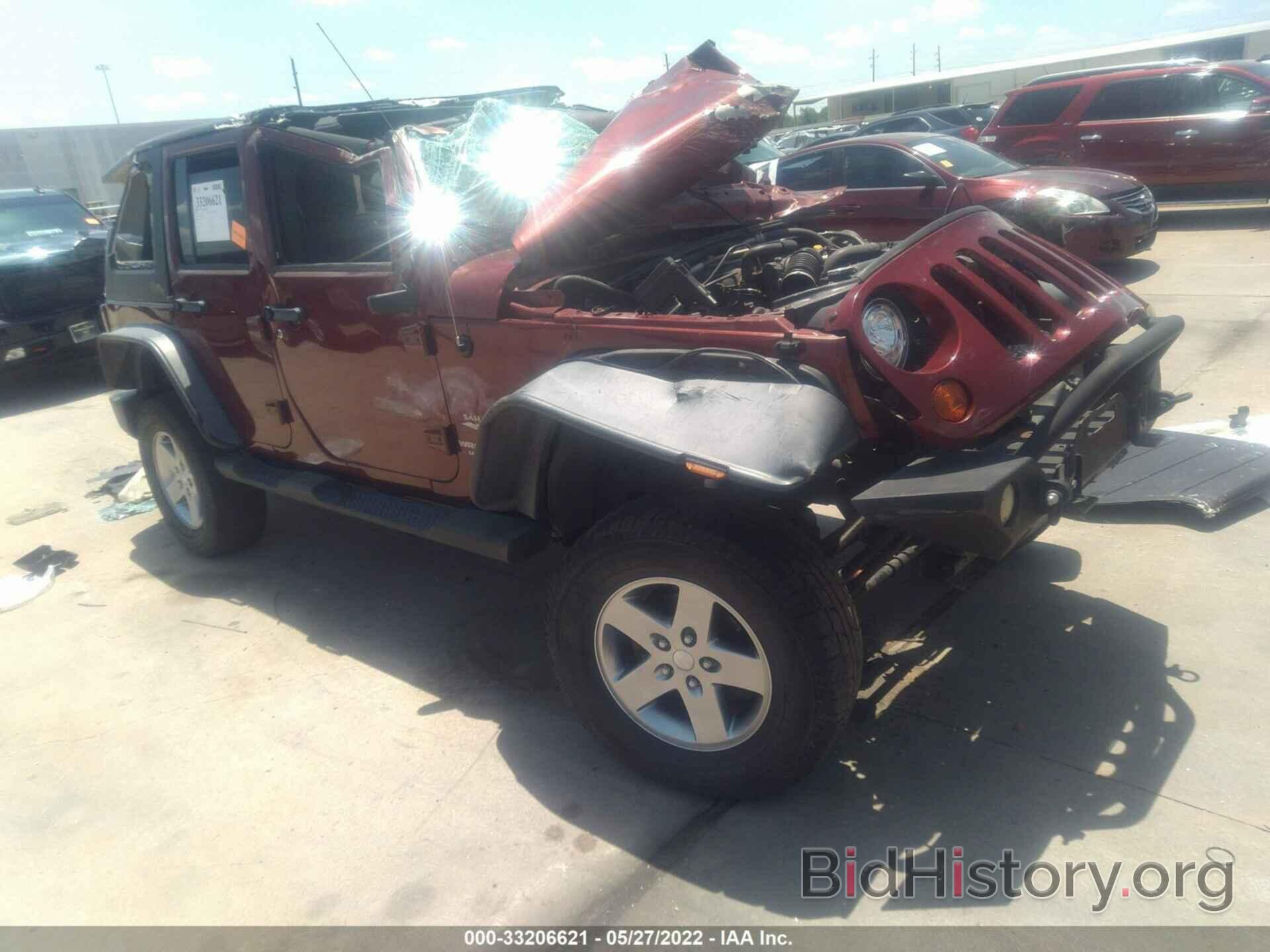 Photo 1J4GA59178L608817 - JEEP WRANGLER 2008