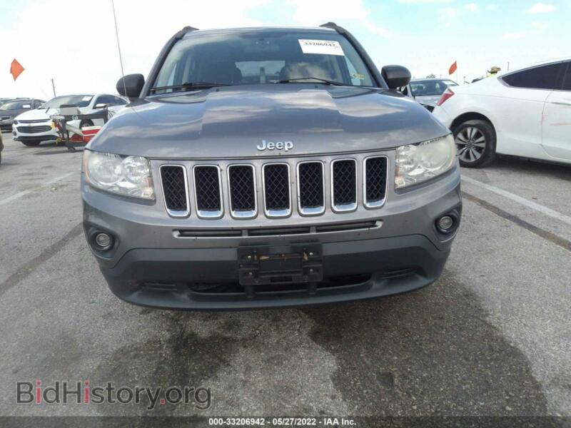 2011 Jeep COMPASS (VIN 1J4NT1FA8BD245590) — фото 6 из 11