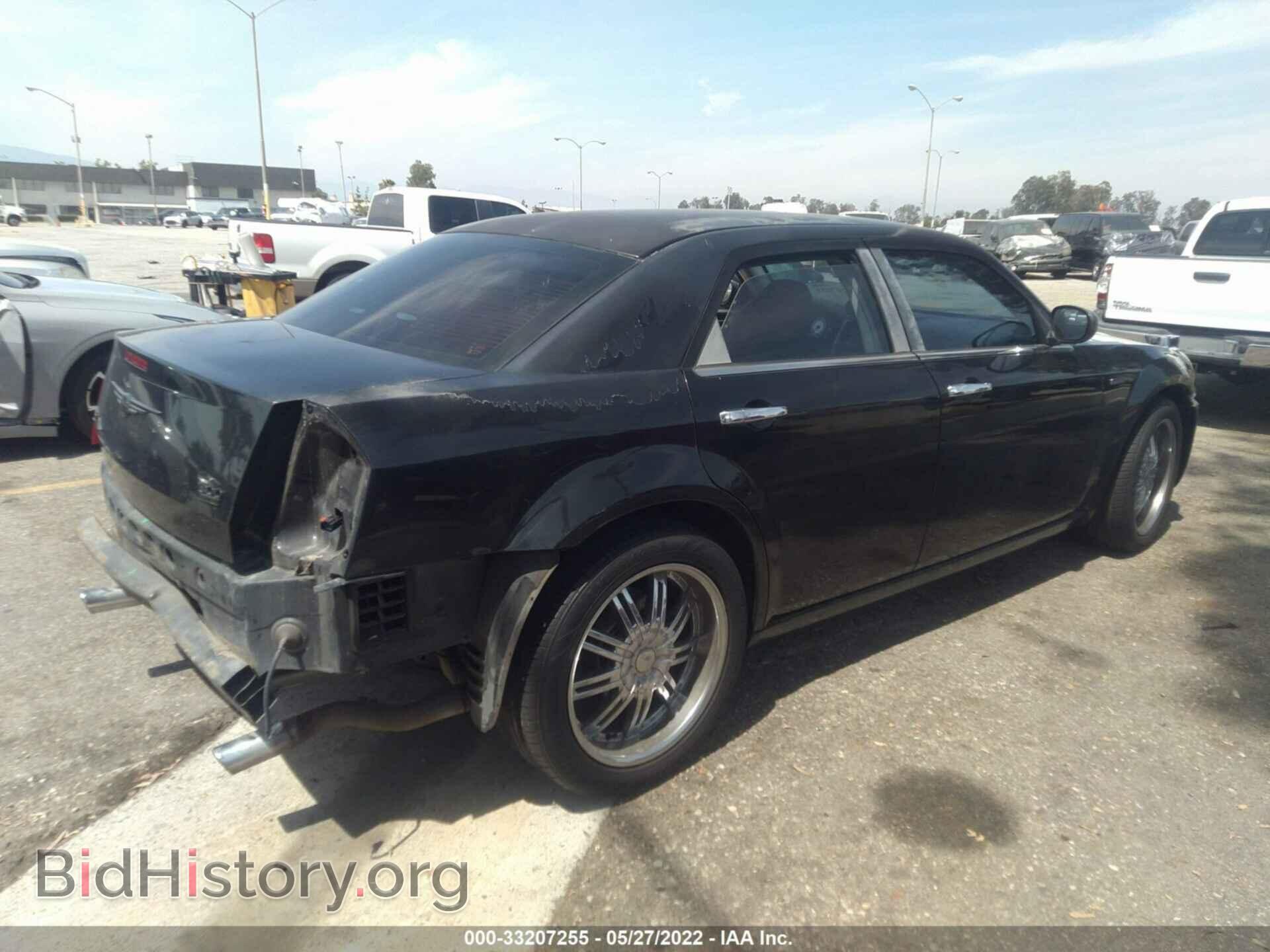 2010 CHRYSLER 300 - VIN: 2C3CA4CDXAH102116 - Фото 4