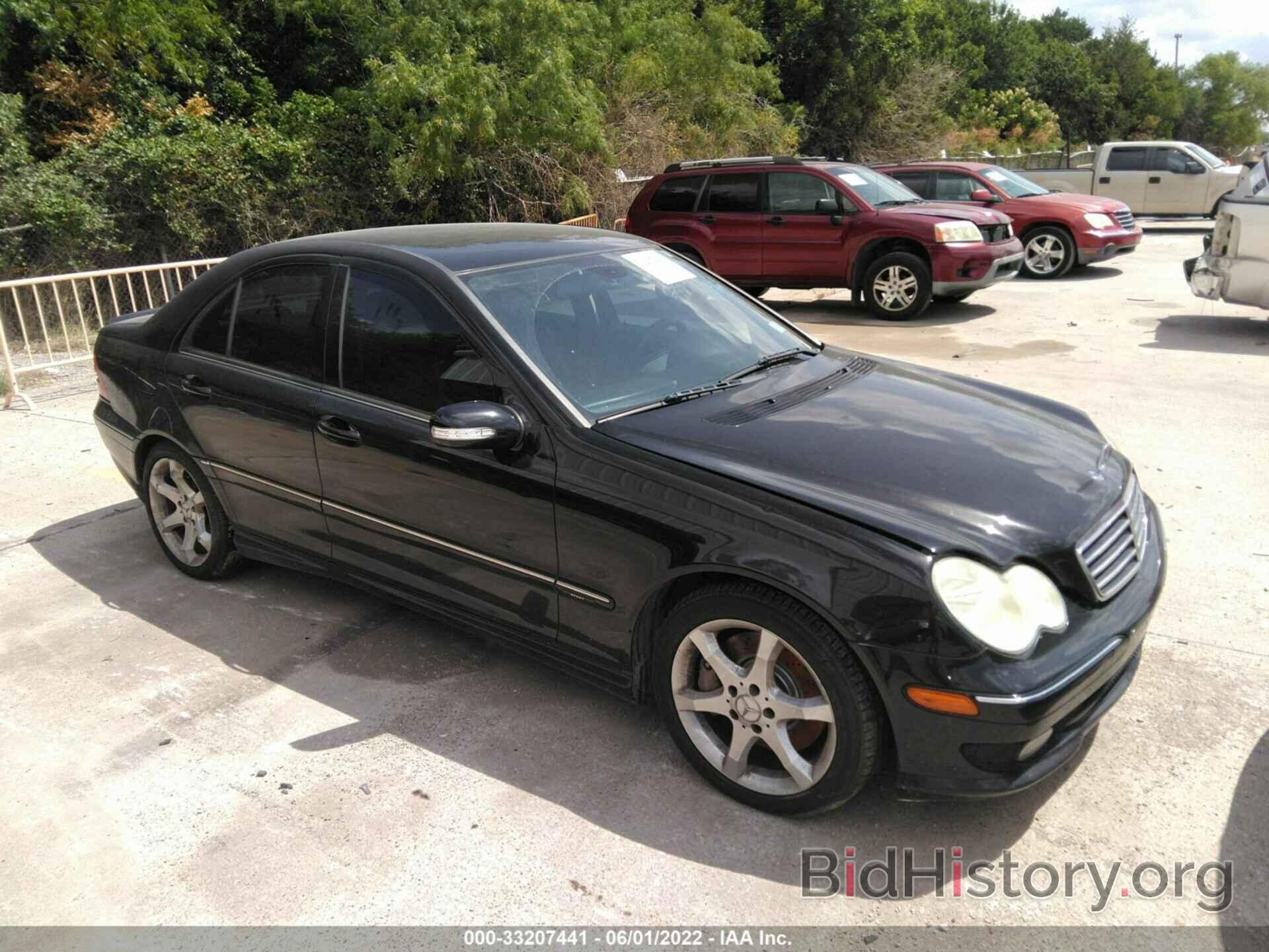 Photo WDBRF52H17F886292 - MERCEDES-BENZ C-CLASS 2007