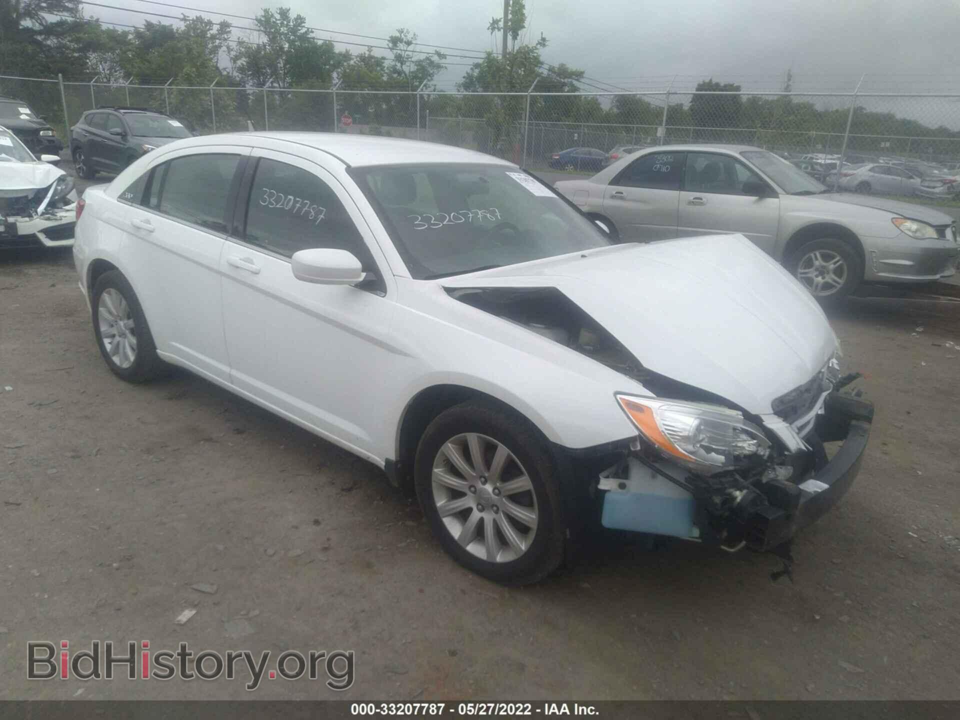 Photo 1C3BC1FG0BN550075 - CHRYSLER 200 2011