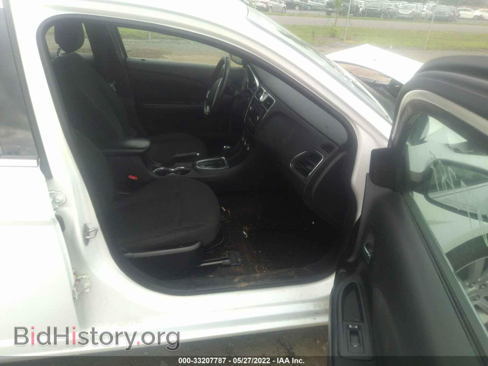 2011 CHRYSLER 200 - VIN: 1C3BC1FG0BN550075 - Фото 5